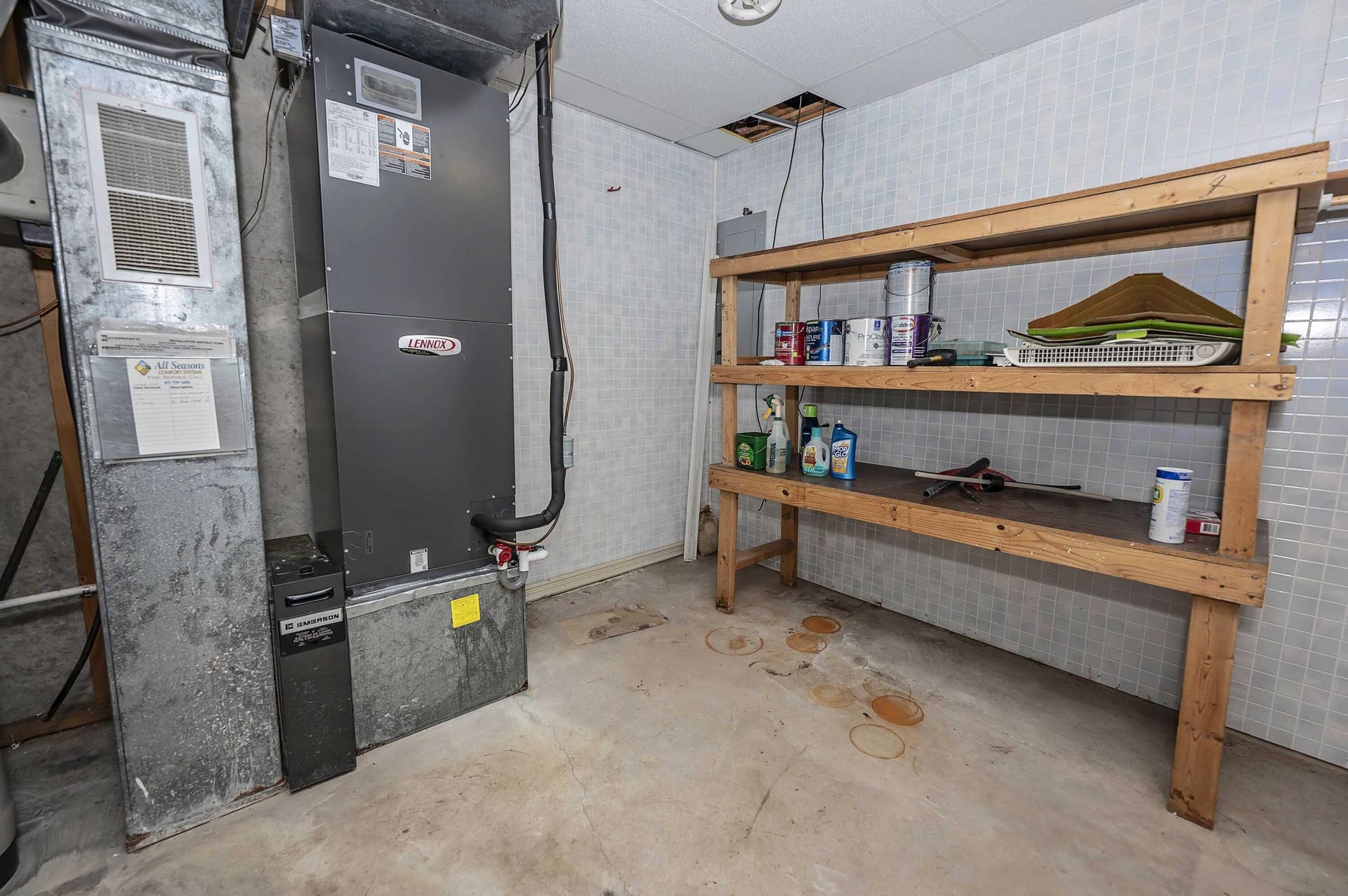 Branson West, MO 65737 2193 Stoneridge Center Rd (71)