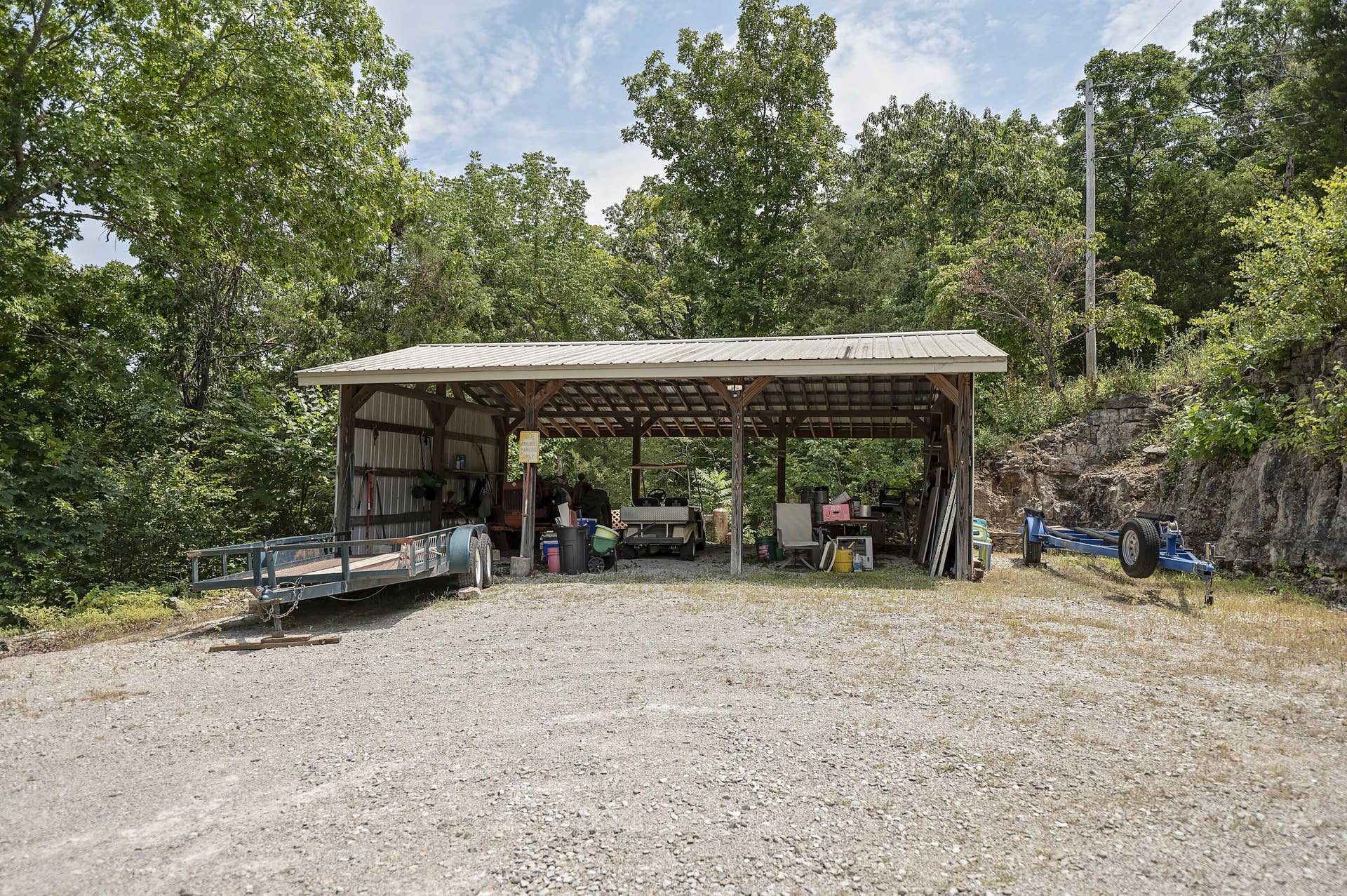 Branson West, MO 65737 2193 Stoneridge Center Rd (100)
