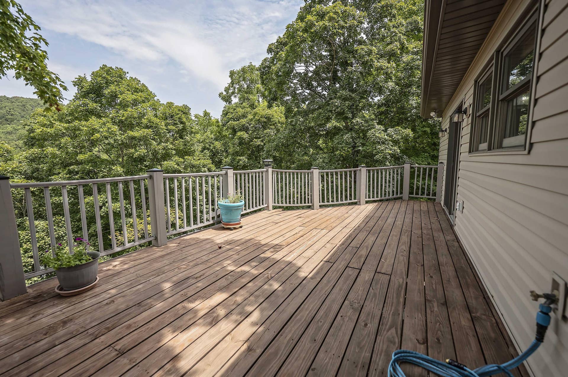 Branson West, MO 65737 2193 Stoneridge Center Rd (120)