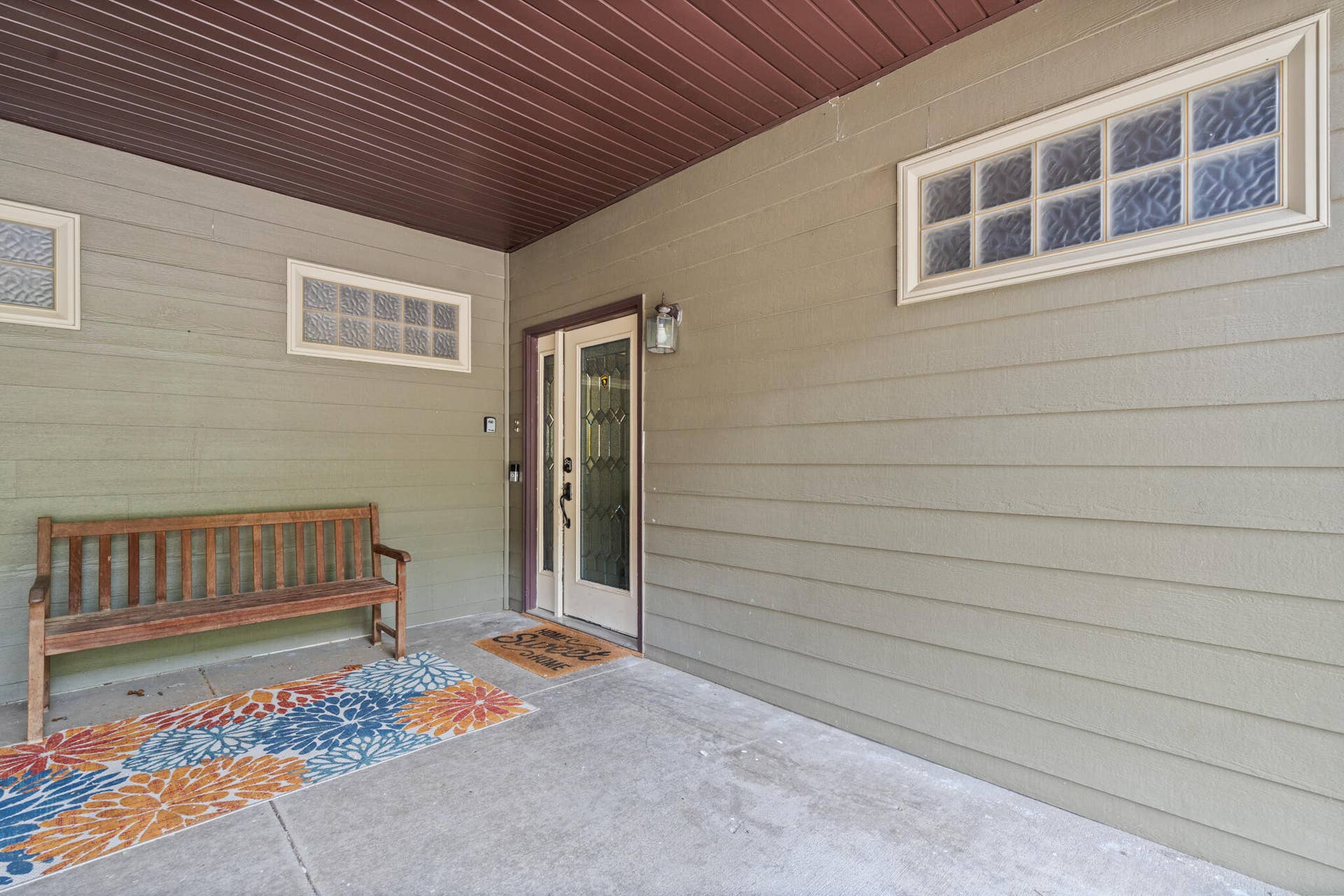 Outside Entry Way