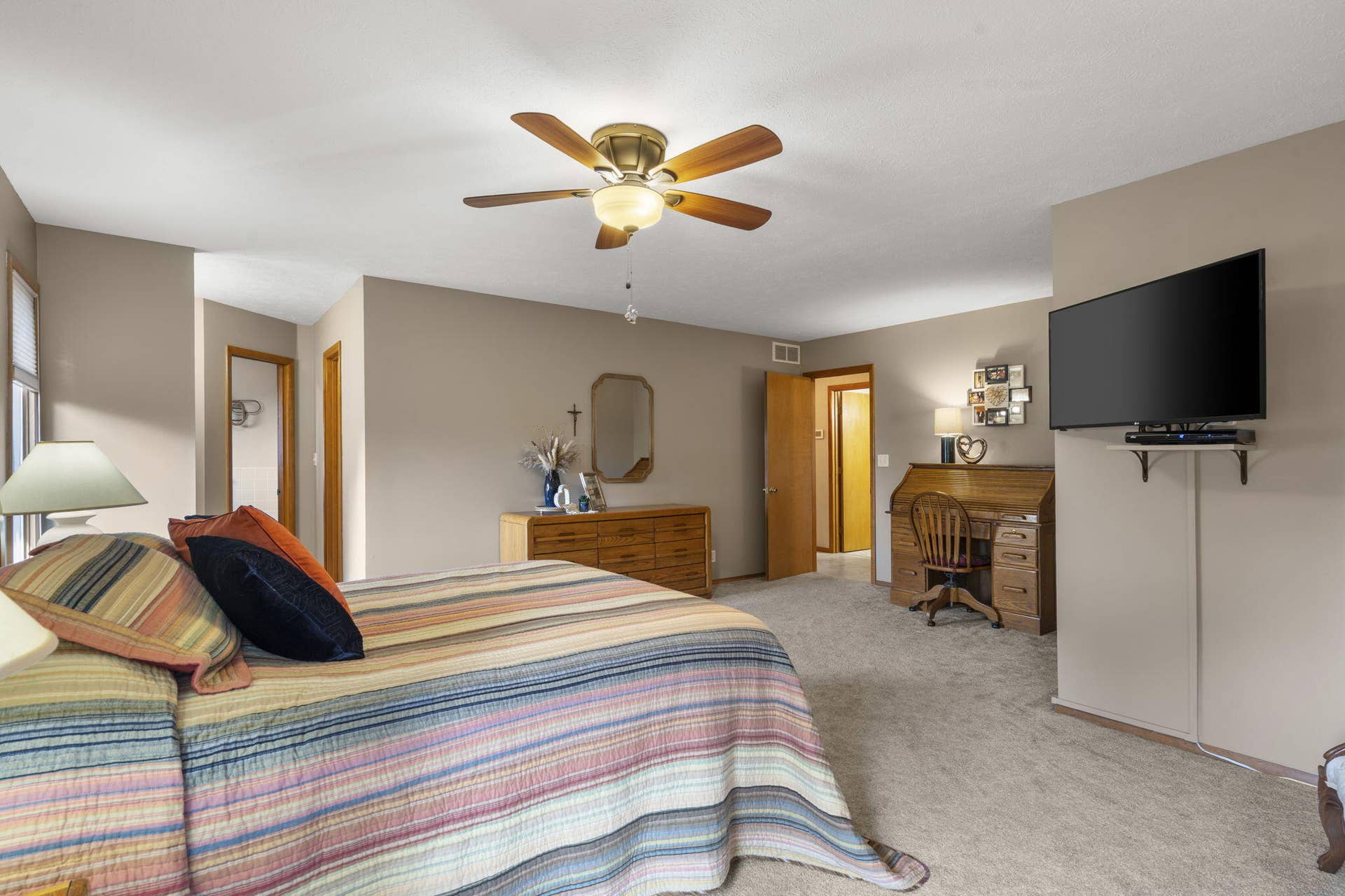 42-Golfcrest-Cir-Bedroom-Retreat