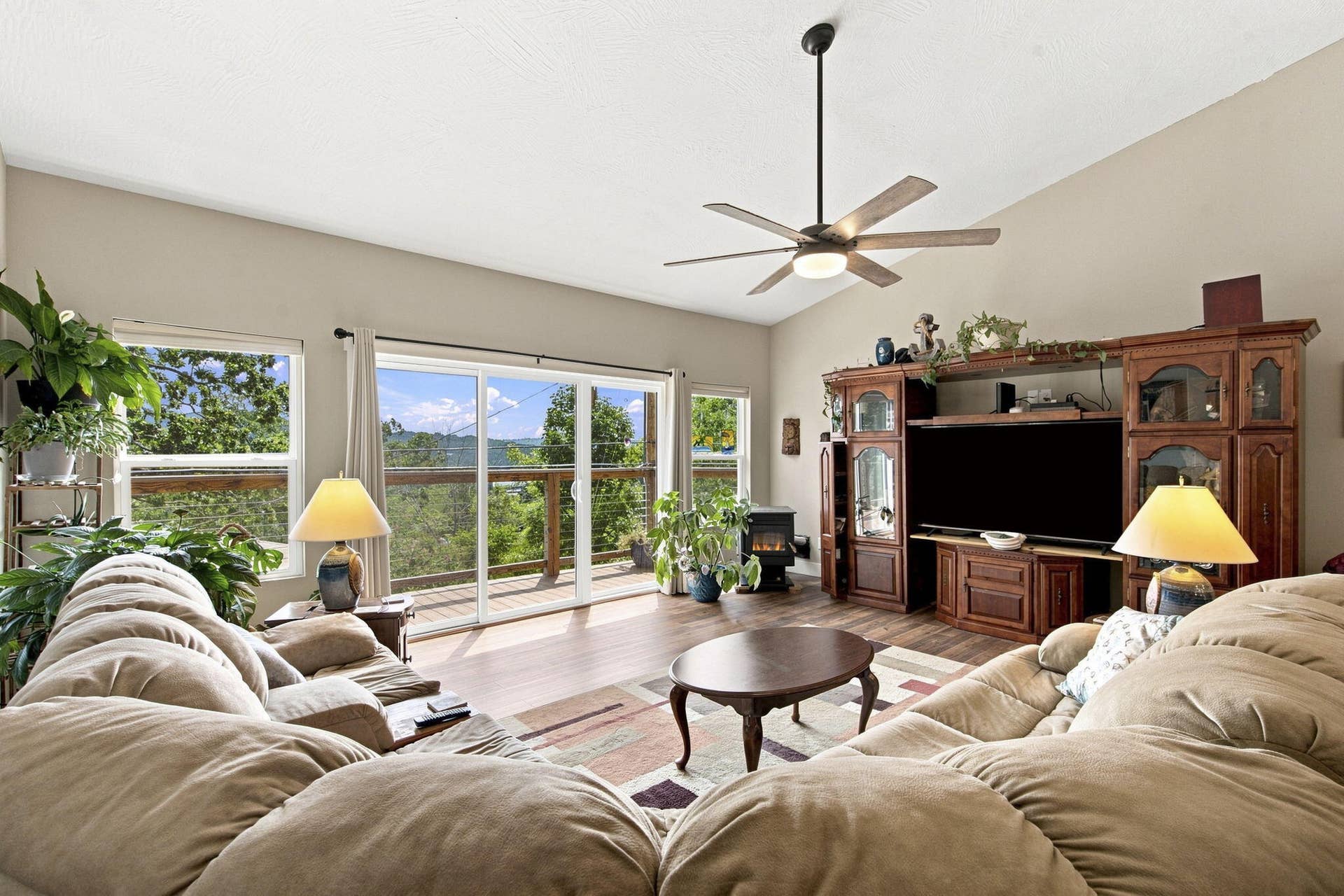 2 Golden Circle, Kimberling City, MO 65686 5-web-or-mls-DSC01868