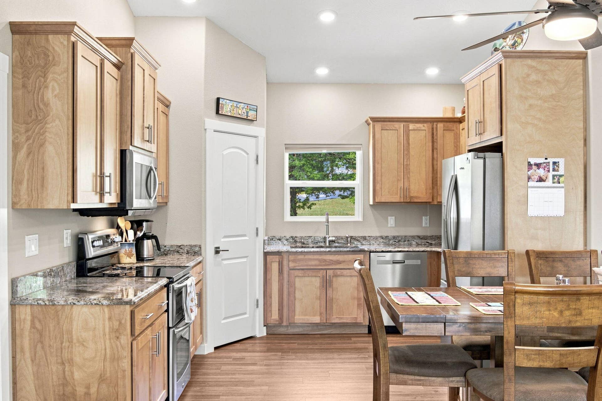 2 Golden Circle, Kimberling City, MO 65686 6-web-or-mls-DSC01878