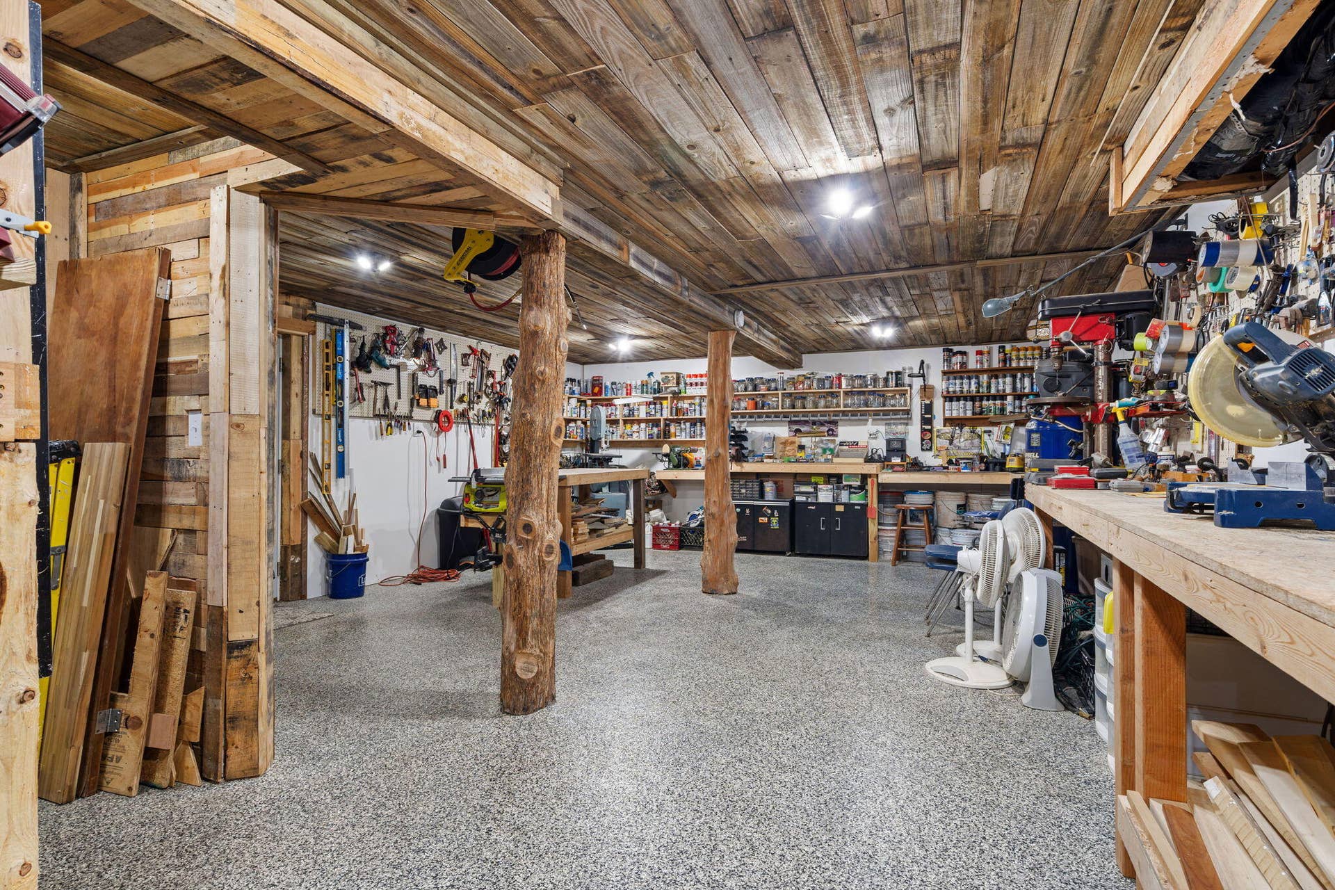 85 State Highway Oo, Reeds Spring, MO 65737 85-State-Hwy-OO-Commercial-Workshop