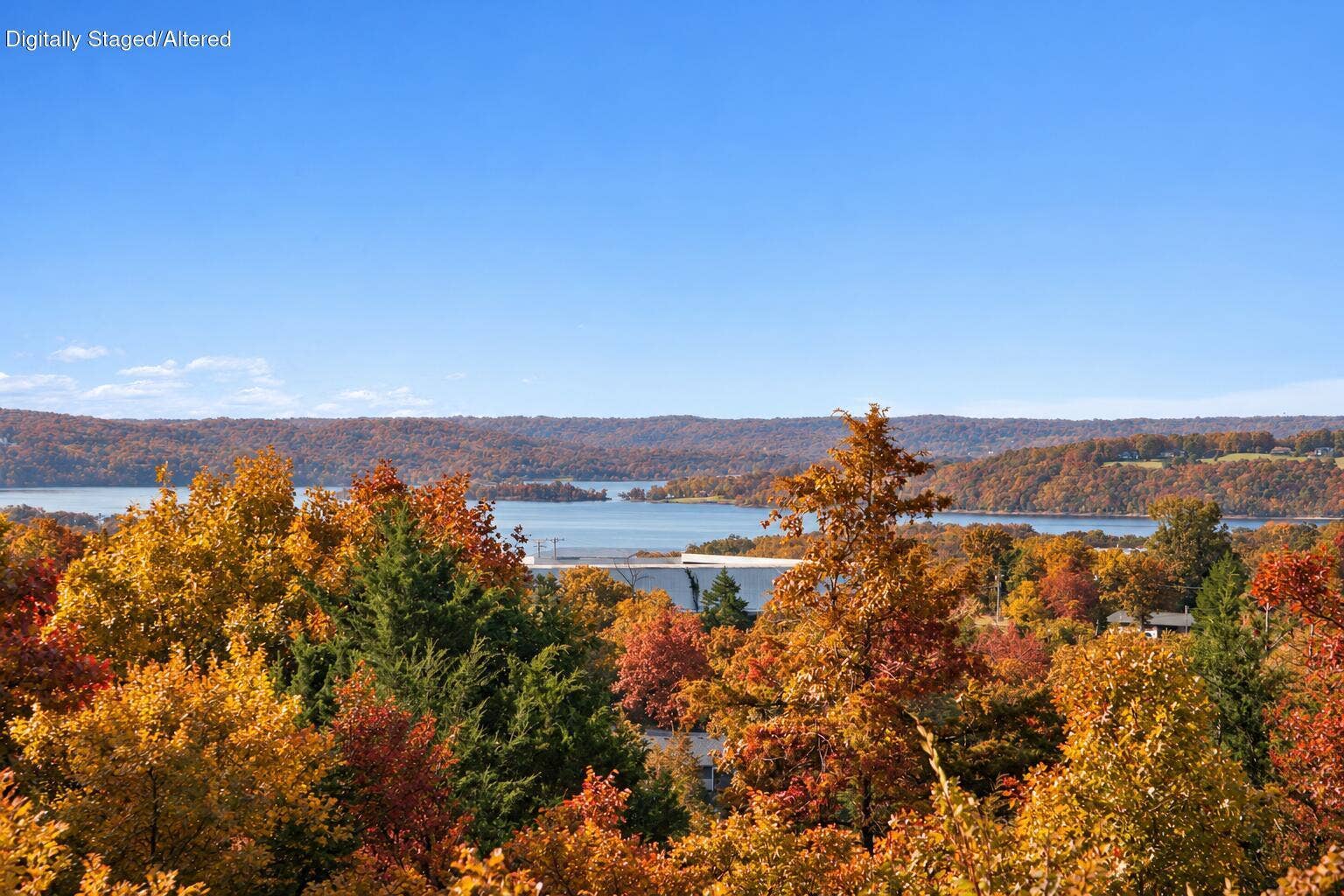26 Greenview Drive, Kimberling City, MO 65686 Ozarks Lake House in Autumn-10