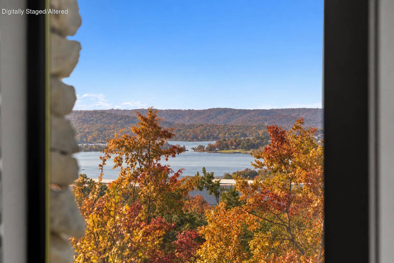 26 Greenview Drive, Kimberling City, MO 65686 Ozarks Home with Autumn Foliage-8