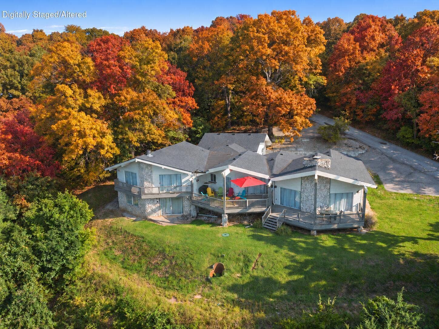 26 Greenview Drive, Kimberling City, MO 65686 Autumn lakeside deck, flags removed-4
