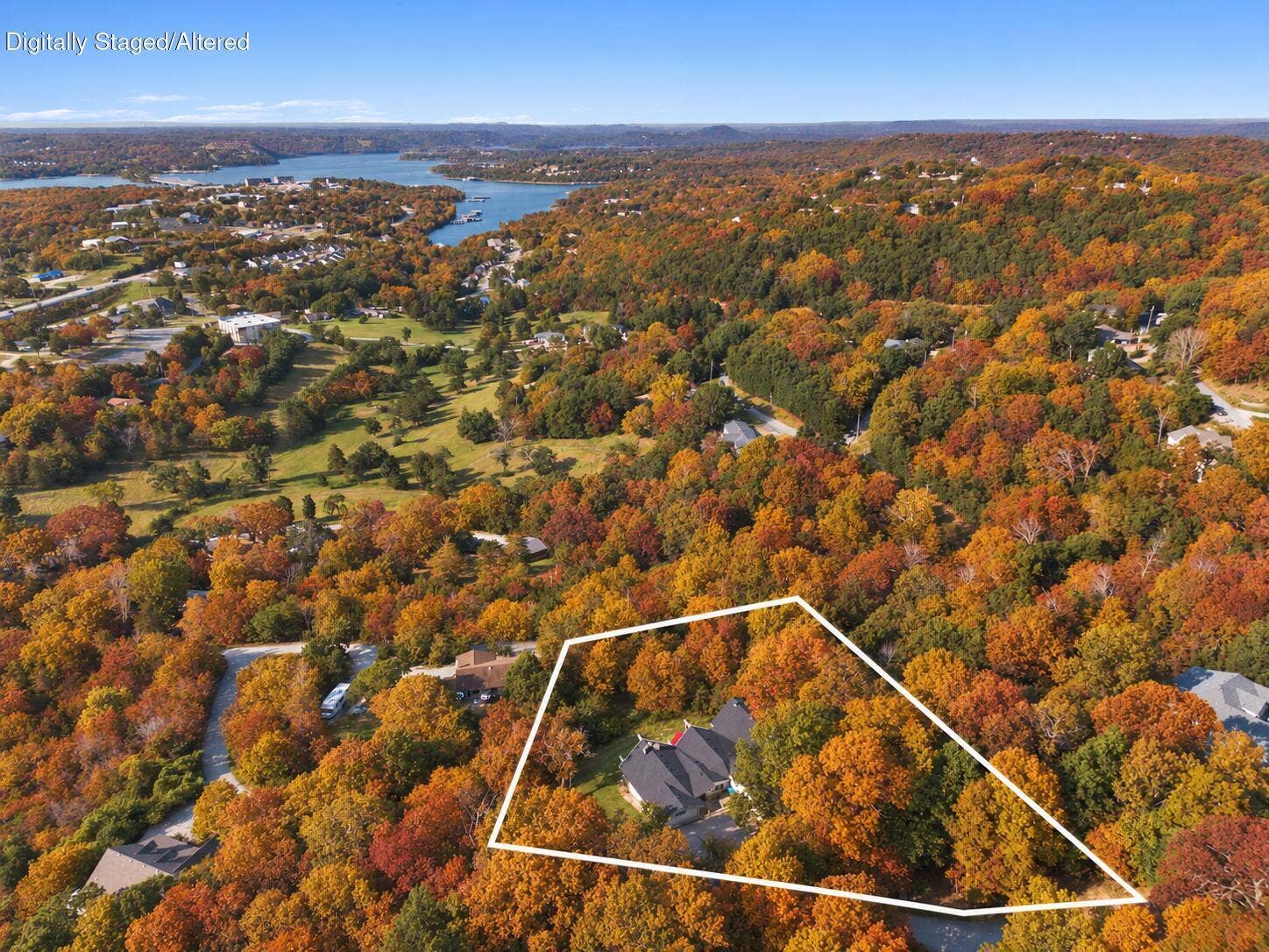 26 Greenview Drive, Kimberling City, MO 65686 Ozarks lake house in fall color-11