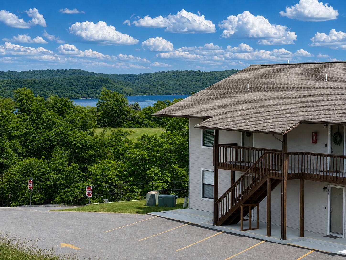 100 Getaway Circle, #Unit 123, Kimberling City, MO 65686 d4283107-0a49-4107-9eb0-db57fec6987d