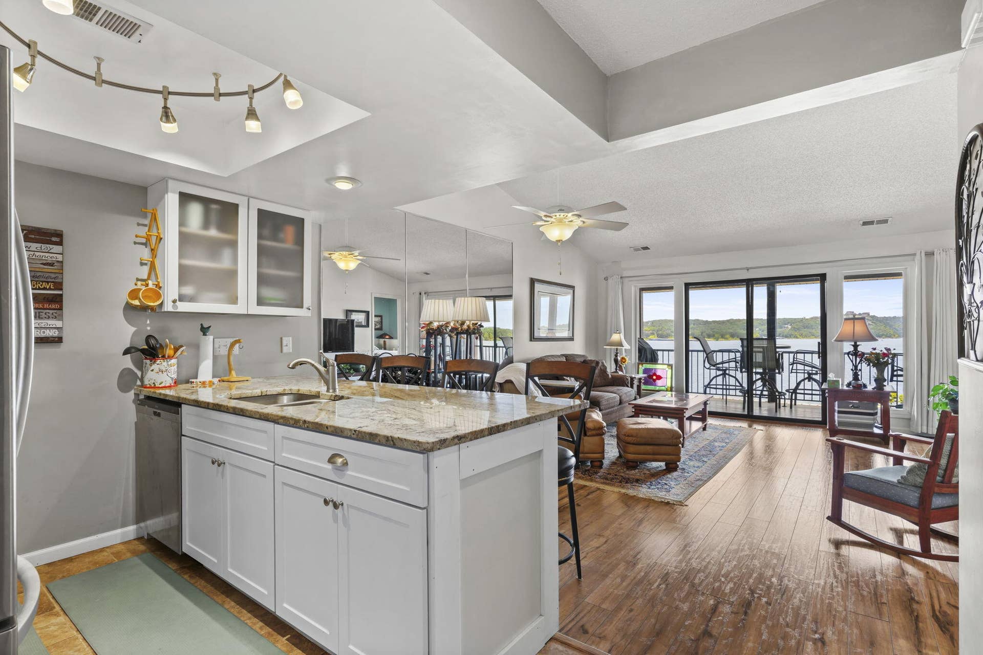 393 Anchors Point Lane, #470, Kimberling City, MO 65686 393-Anchors-Point-Move-in-Ready