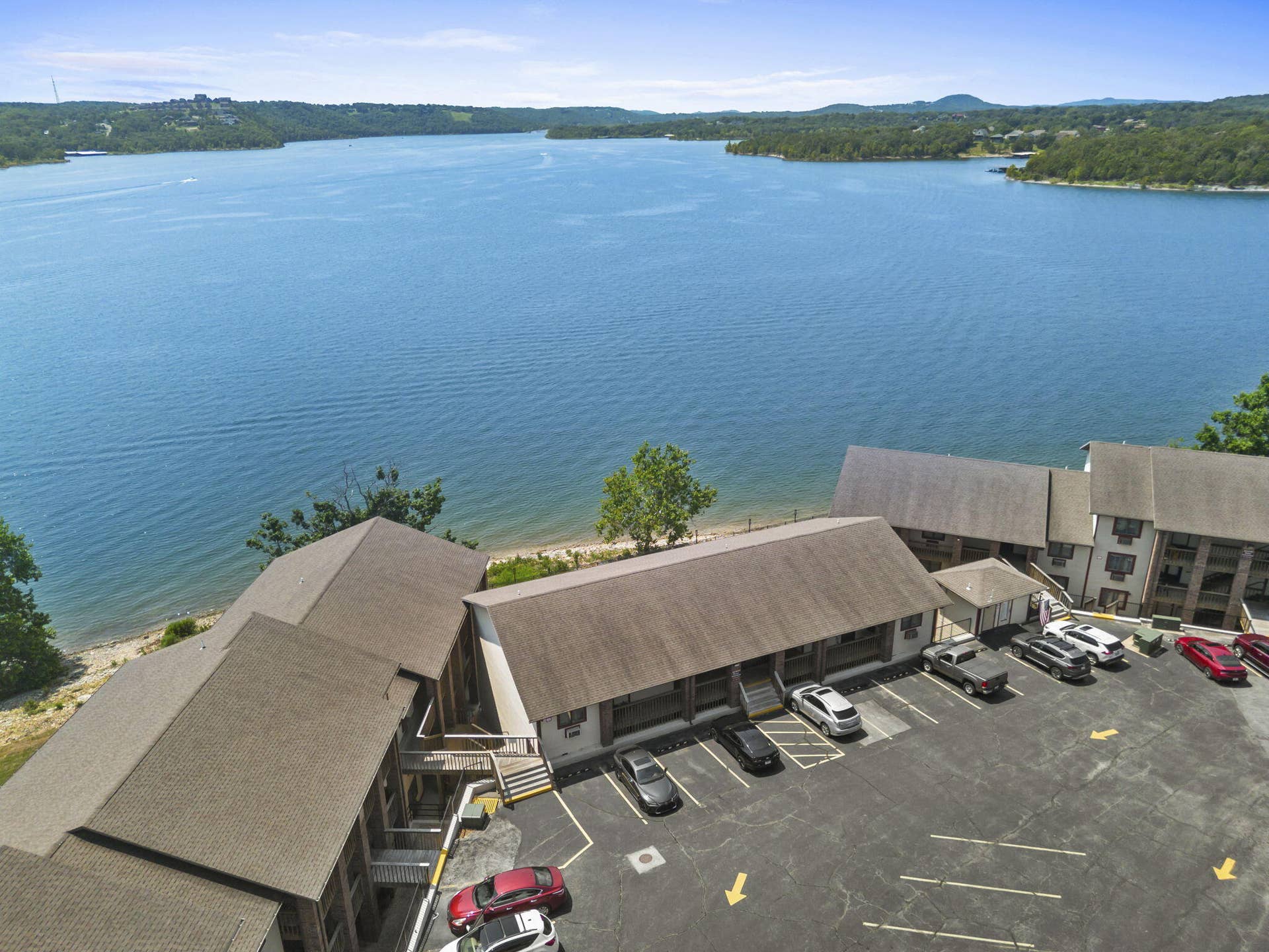 393 Anchors Point Lane, #470, Kimberling City, MO 65686 393-Anchors-Point-Panoramic-Lake-Life