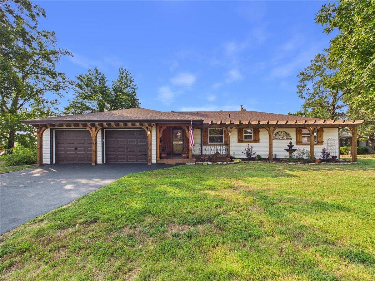38 Skyline Drive, Kimberling City, MO 65686 002-38Skyline-2