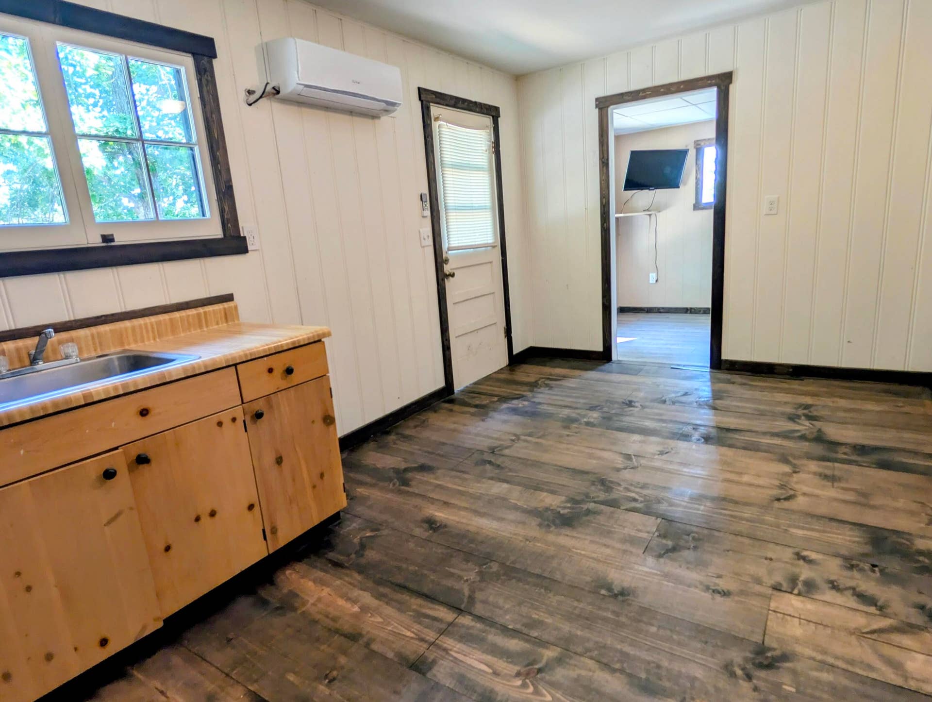 84 Kings Cove Lane, #16, Reeds Spring, MO 65737 Kit-DR-LR