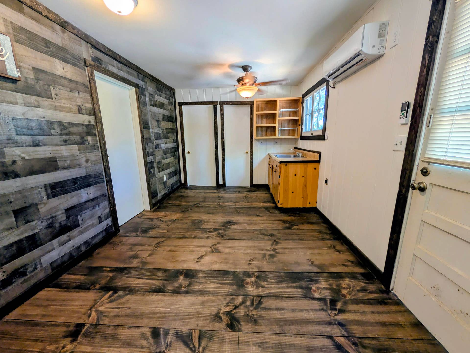 84 Kings Cove Lane, #16, Reeds Spring, MO 65737 LR-DR-Kit
