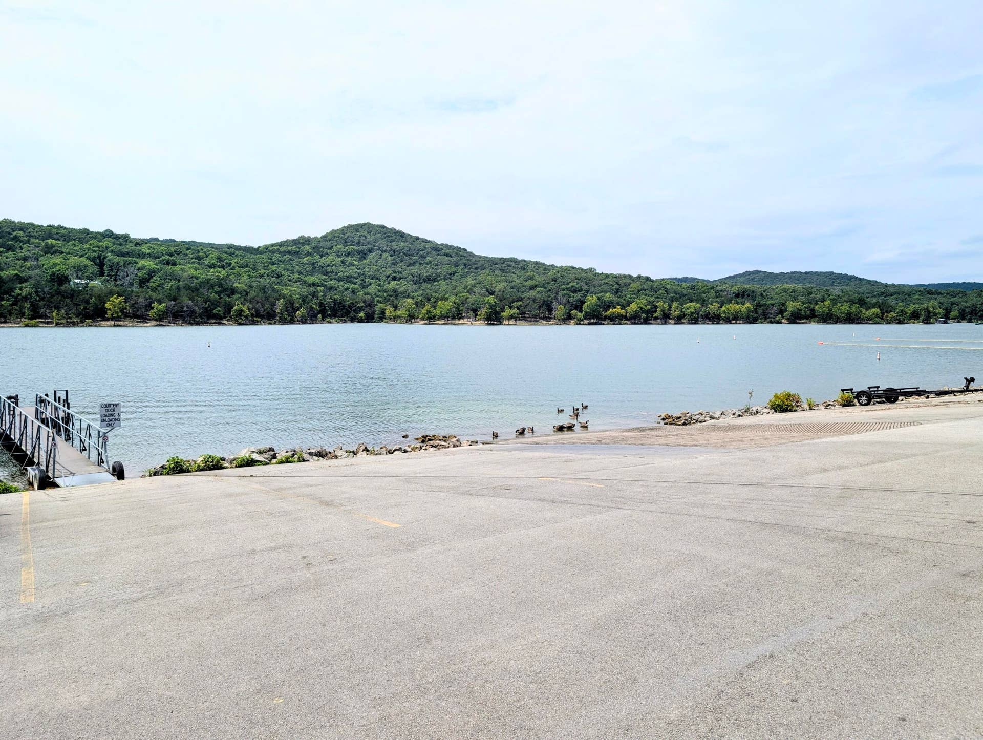 84 Kings Cove Lane, #16, Reeds Spring, MO 65737 Corps Courtesy Dock