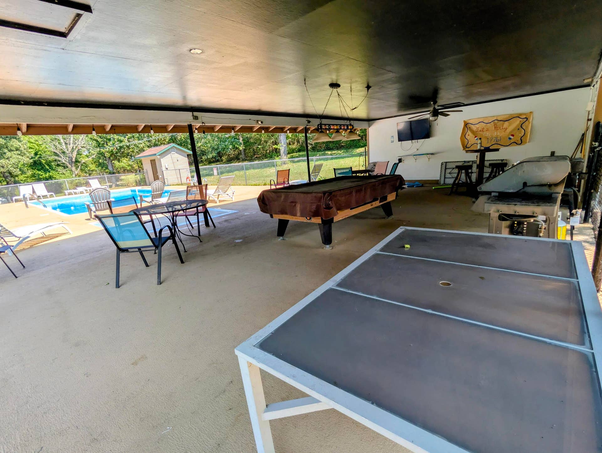 84 Kings Cove Lane, #16, Reeds Spring, MO 65737 Pool-Rec
