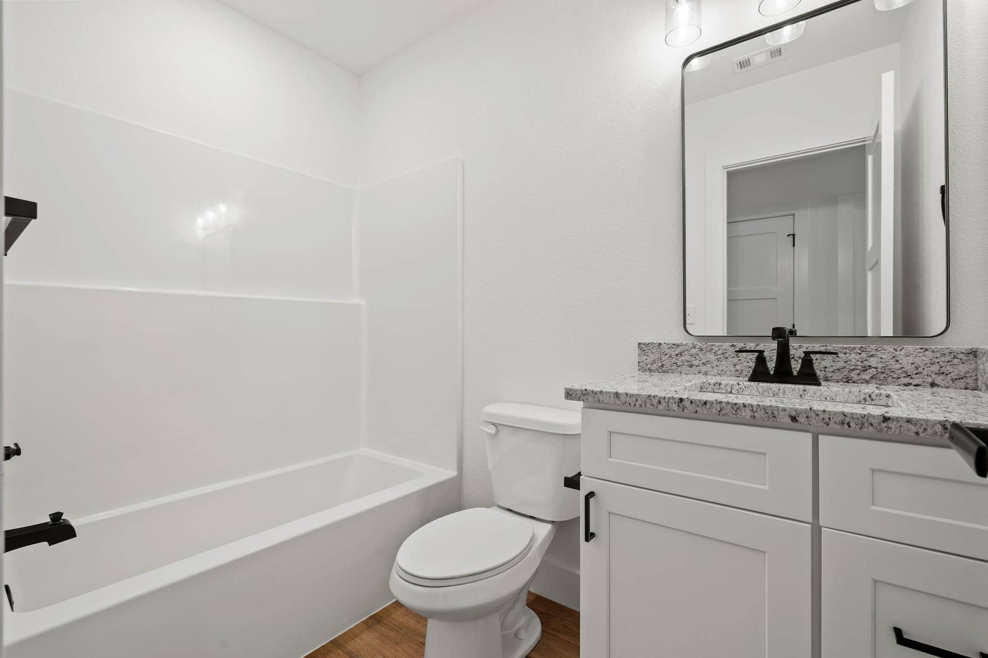 72 Beech Drive, #32, Reeds Spring, MO 65737 Similar Construction