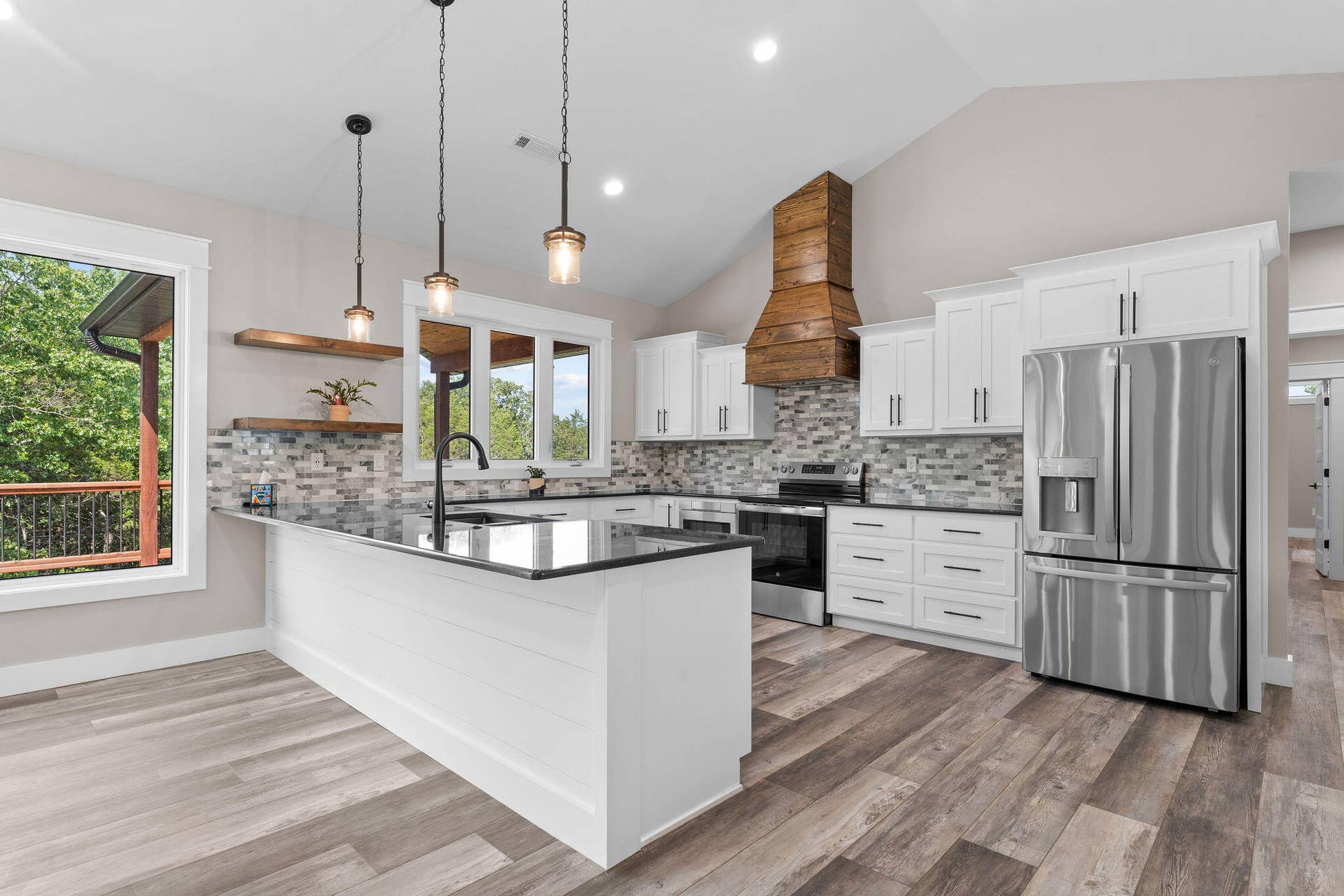 187 Silver Sunset Lane, Kimberling City, MO 65686 SDD03430