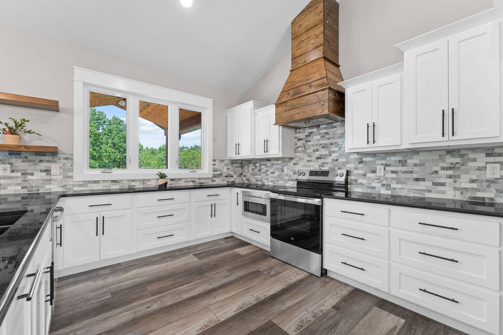 187 Silver Sunset Lane, Kimberling City, MO 65686 SDD03440