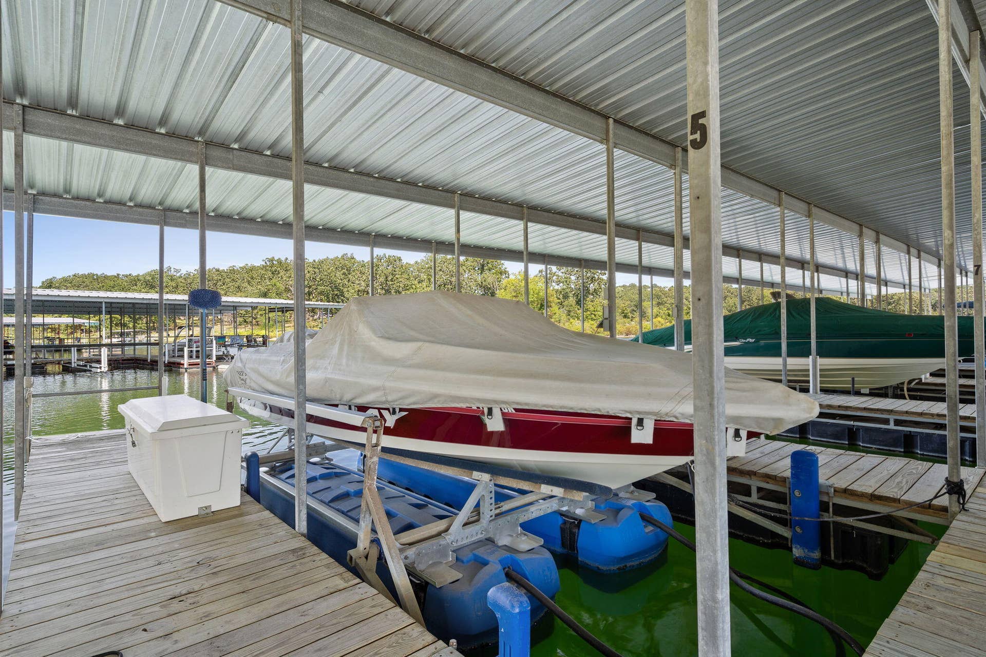 30 Hickory Drive, Kimberling City, MO 65686 Port of Kimberling Marina!
