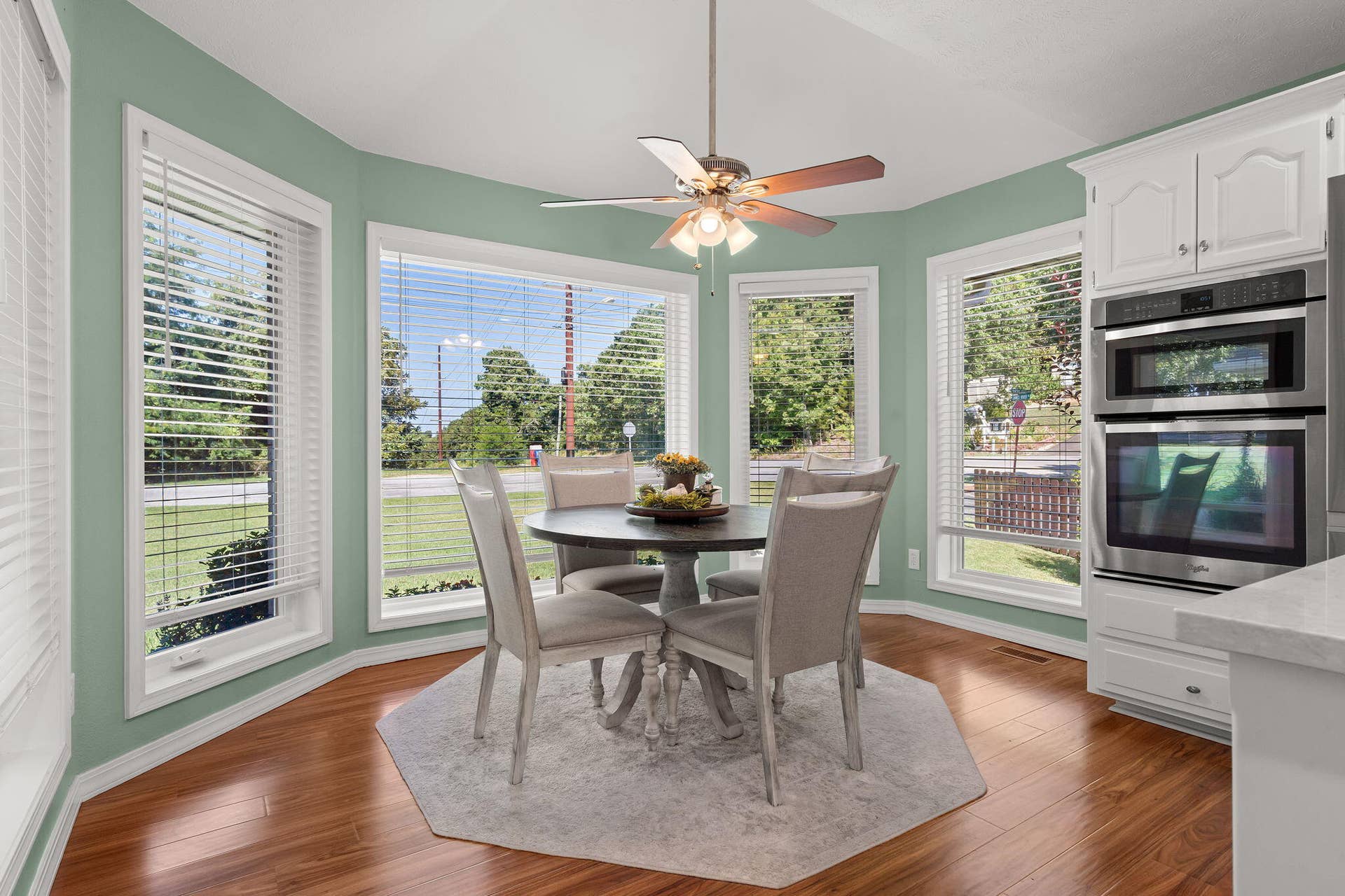 30 Hickory Drive, Kimberling City, MO 65686 30-Hickory-Dr-Breakfast-with-a-View
