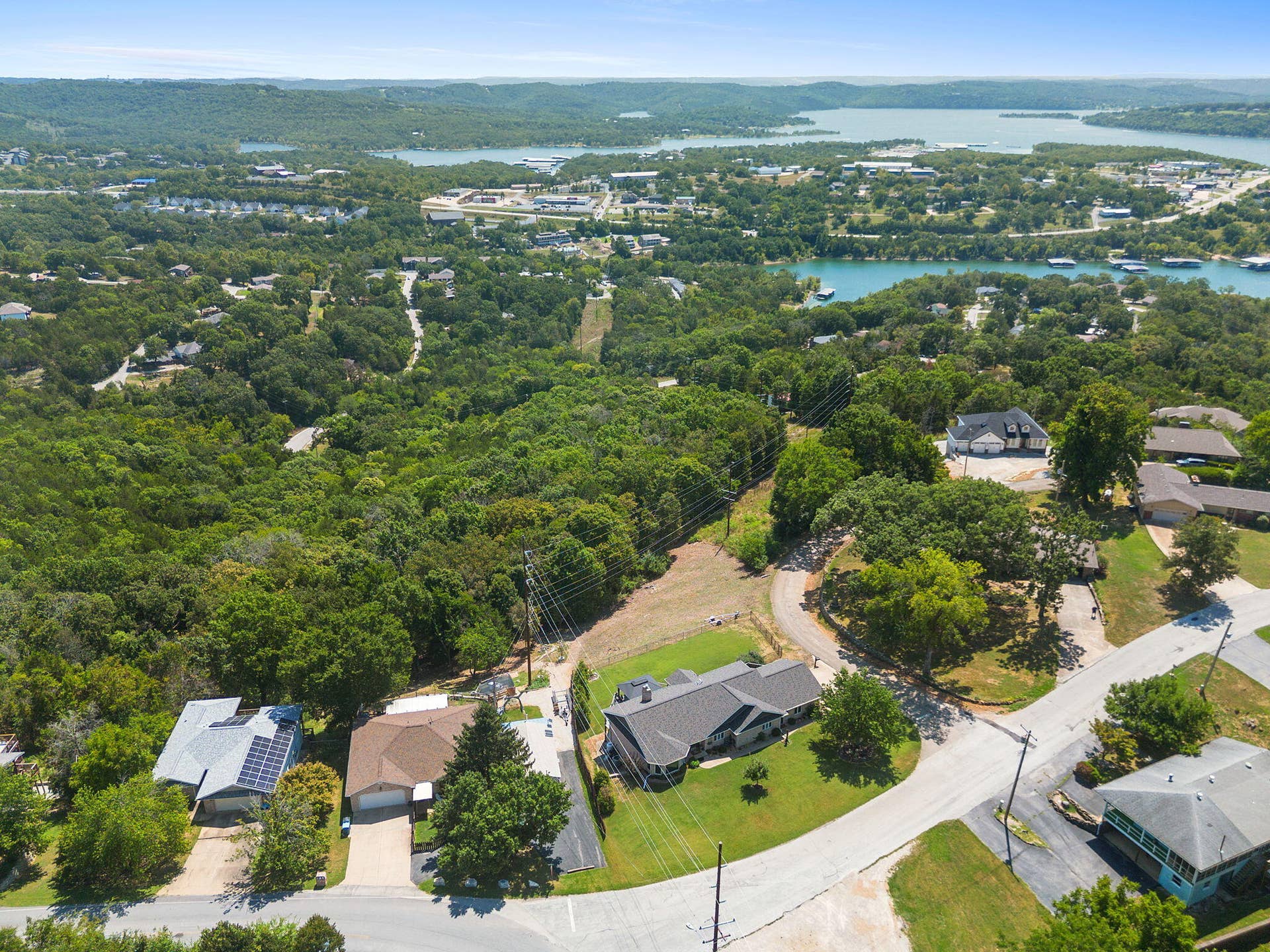 30 Hickory Drive, Kimberling City, MO 65686 30-Hickory-Dr-Lake-Close-Living