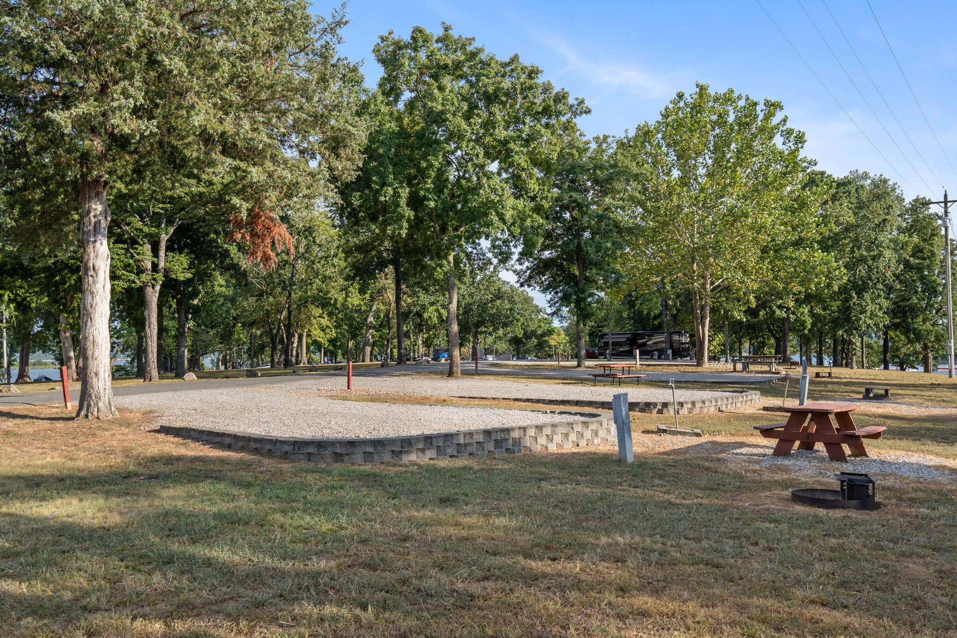 30 Hickory Drive, Kimberling City, MO 65686 Port of Kimberling Marina!