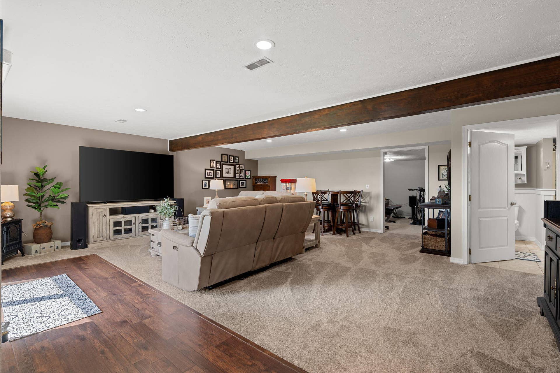 30 Hickory Drive, Kimberling City, MO 65686 30-Hickory-Dr-Spacious-Lake-Living