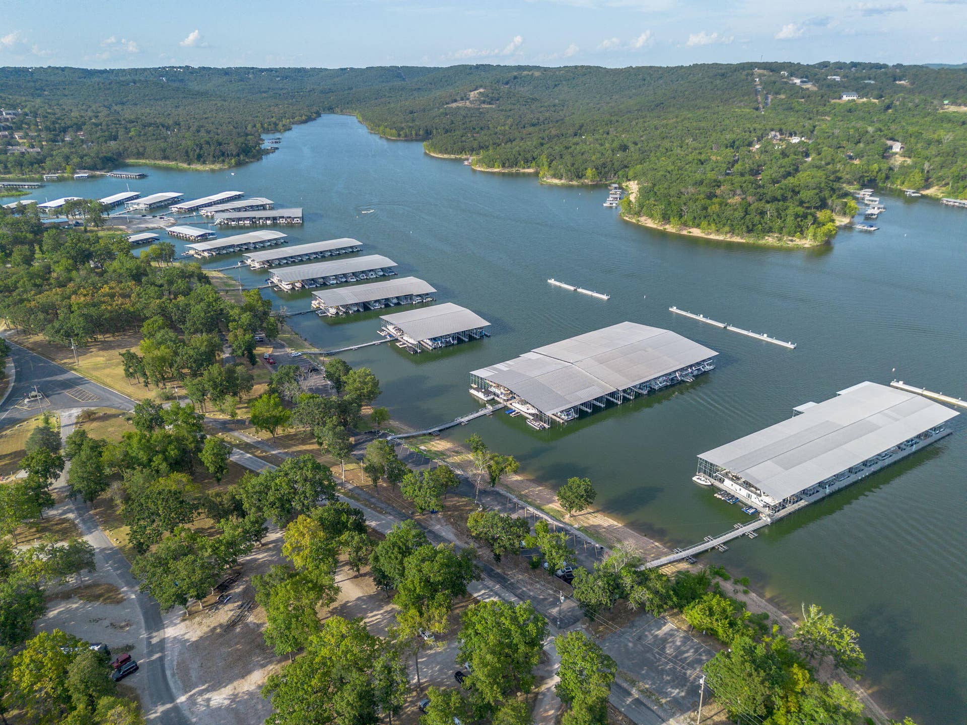 30 Hickory Drive, Kimberling City, MO 65686 Port of Kimberling Marina!
