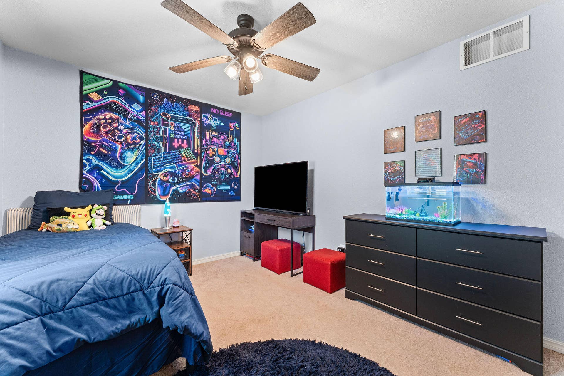 71 Queensberry Drive, Branson West, MO 65737 Guest Room 1