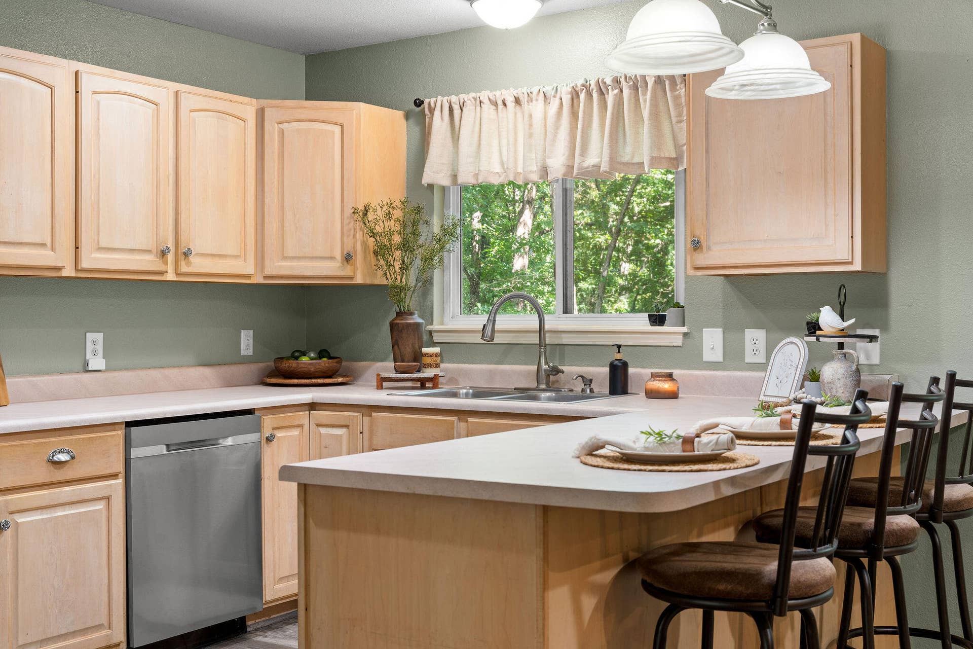 71 Queensberry Drive, Branson West, MO 65737 Kitchen
