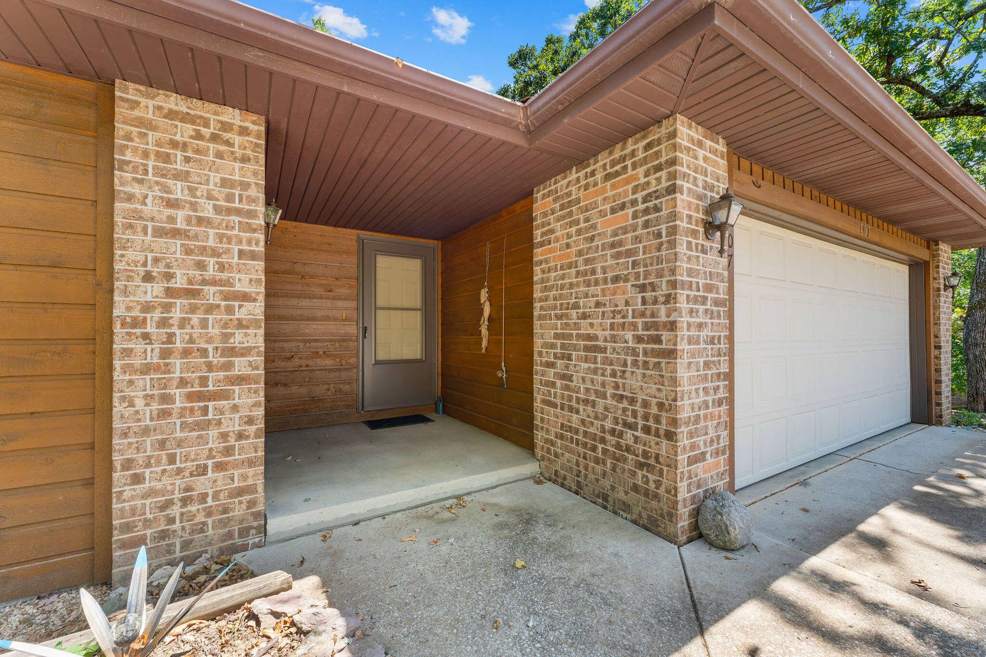 107 Oak Drive, Kimberling City, MO 65686 Front View - Nice!
