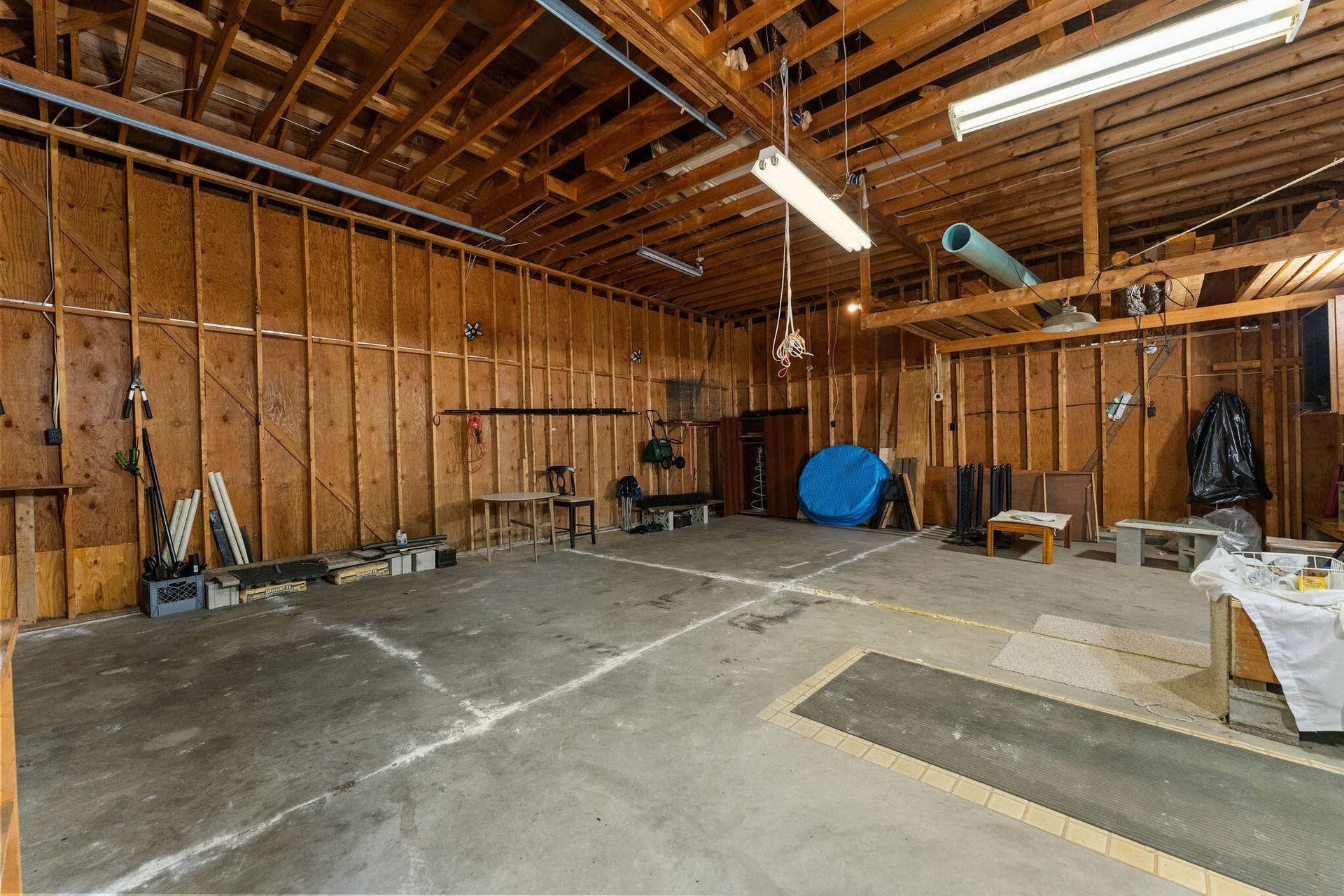 107 Oak Drive, Kimberling City, MO 65686 Oversized for RV