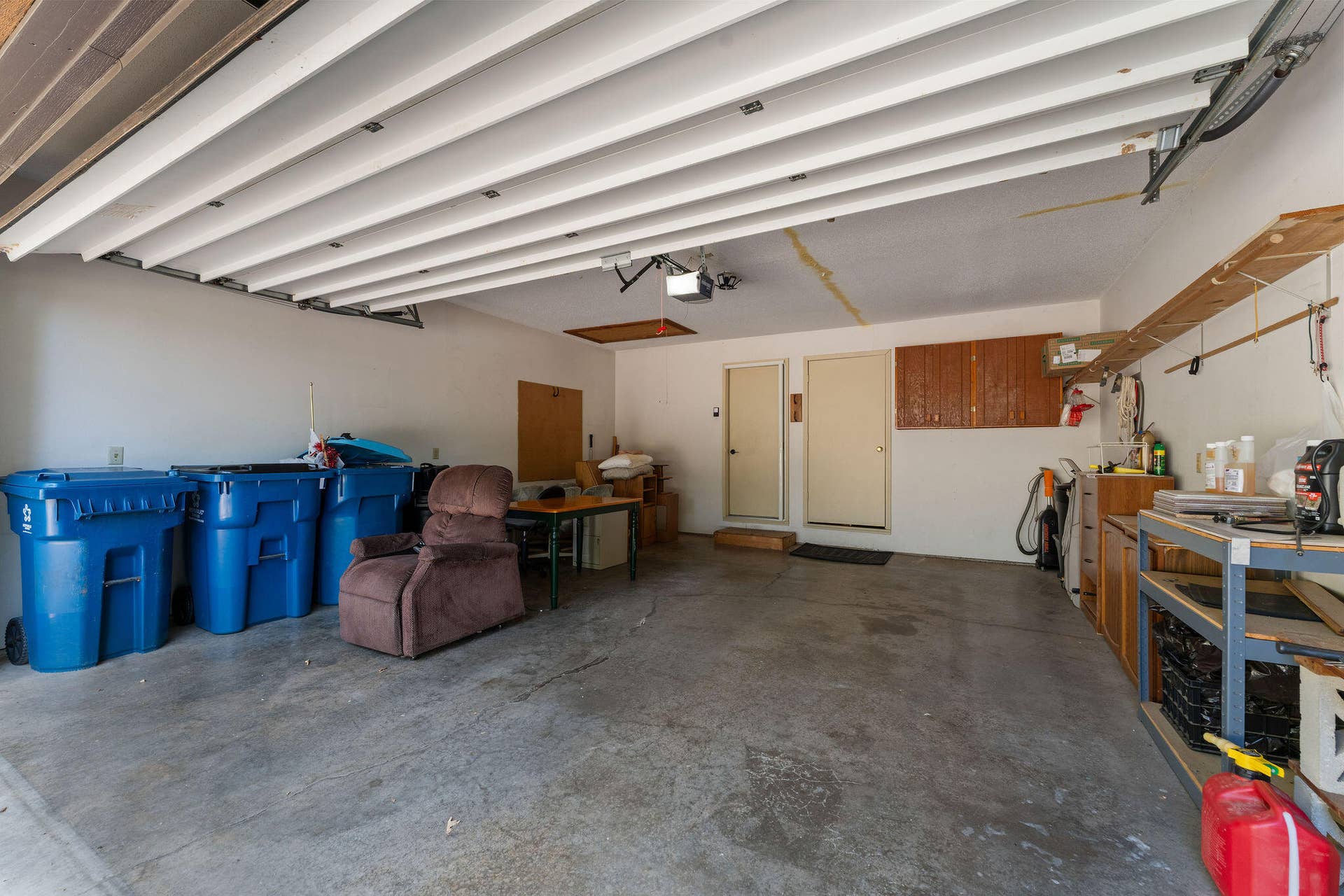 107 Oak Drive, Kimberling City, MO 65686 Nice Garage with Attic Access