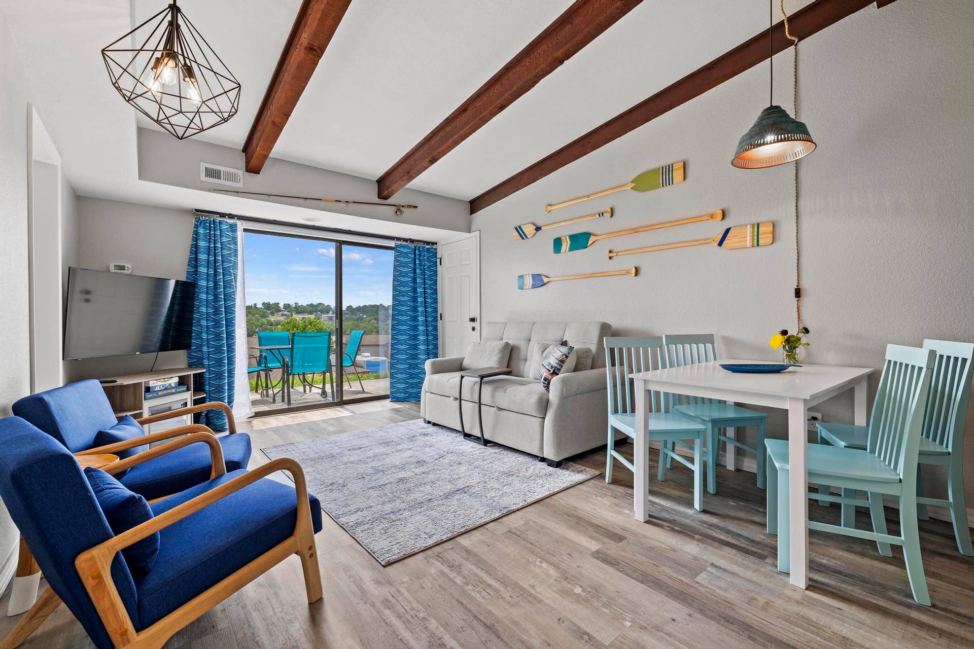 Living Room Unit 118