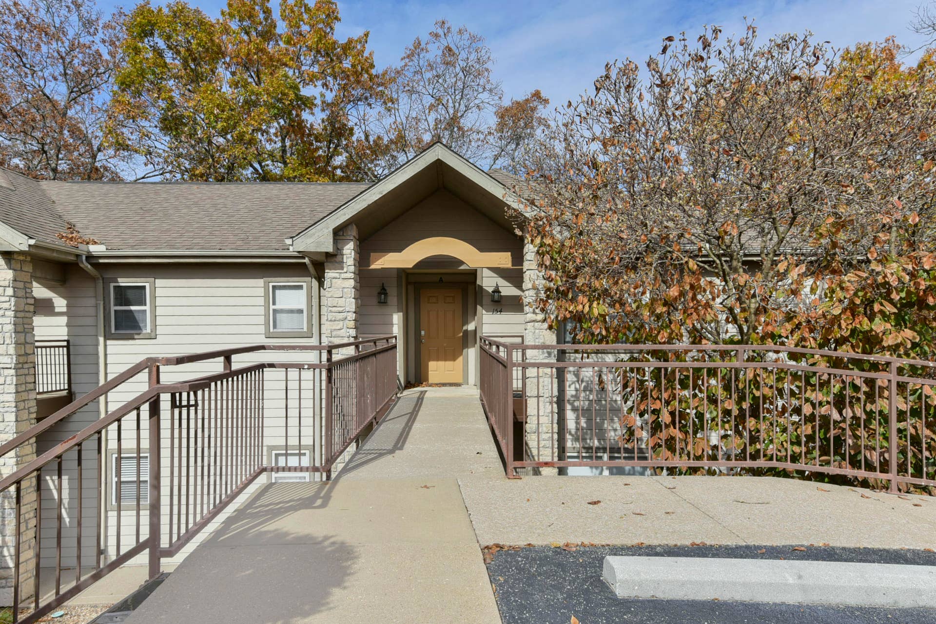 154 Oak Lane, #5, Branson West, MO 65737 Curb Appeal