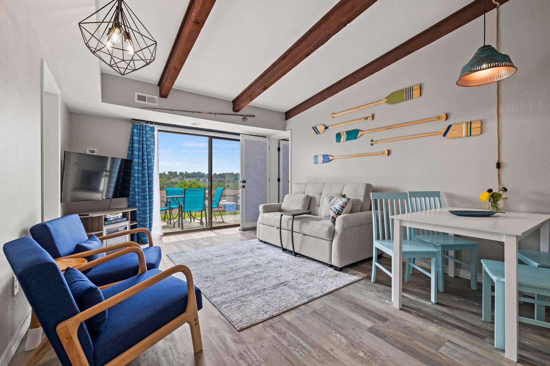 100 Getaway Circle, #Unit 119, Kimberling City, MO 65686 Living Room