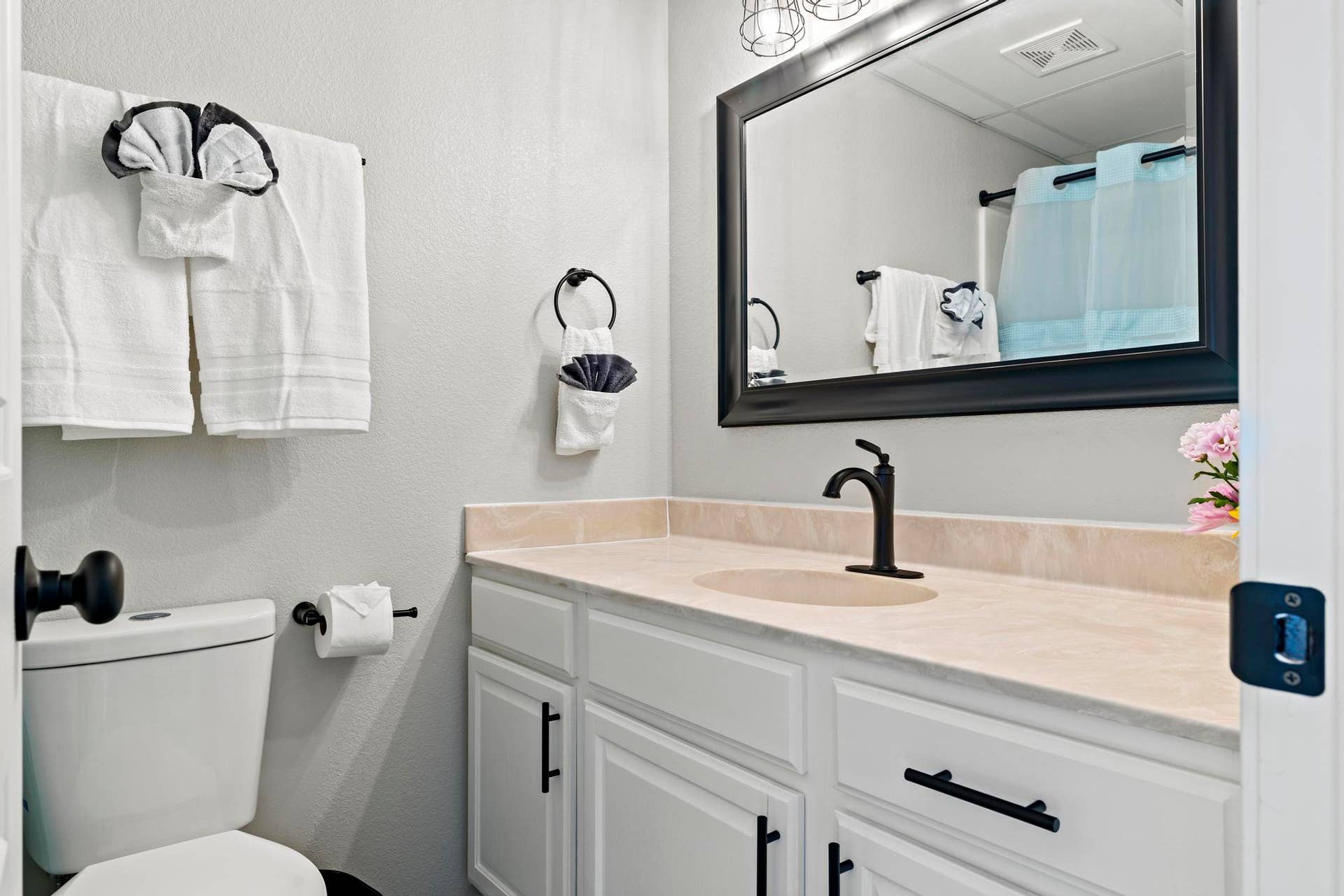 100 Getaway Circle, #Unit 119, Kimberling City, MO 65686 Bathroom 1