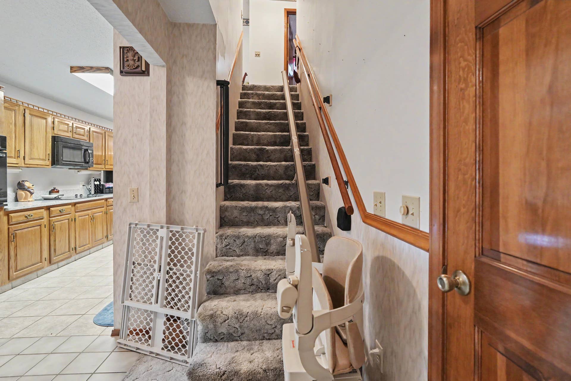 24_Branson West
