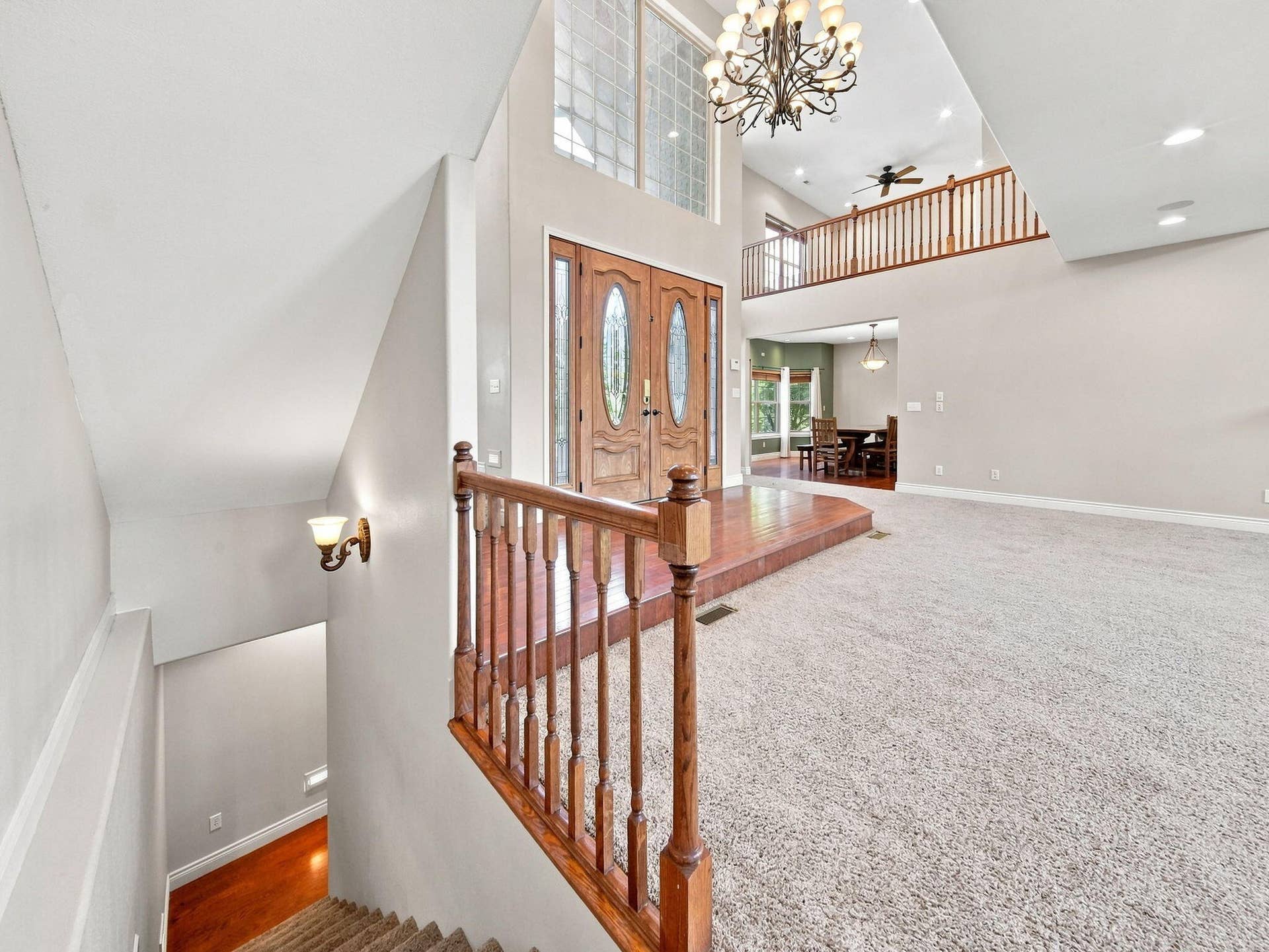 495 Shady Oak Lane, Reeds Spring, MO 65737 91-web-or-mls-stairs 1