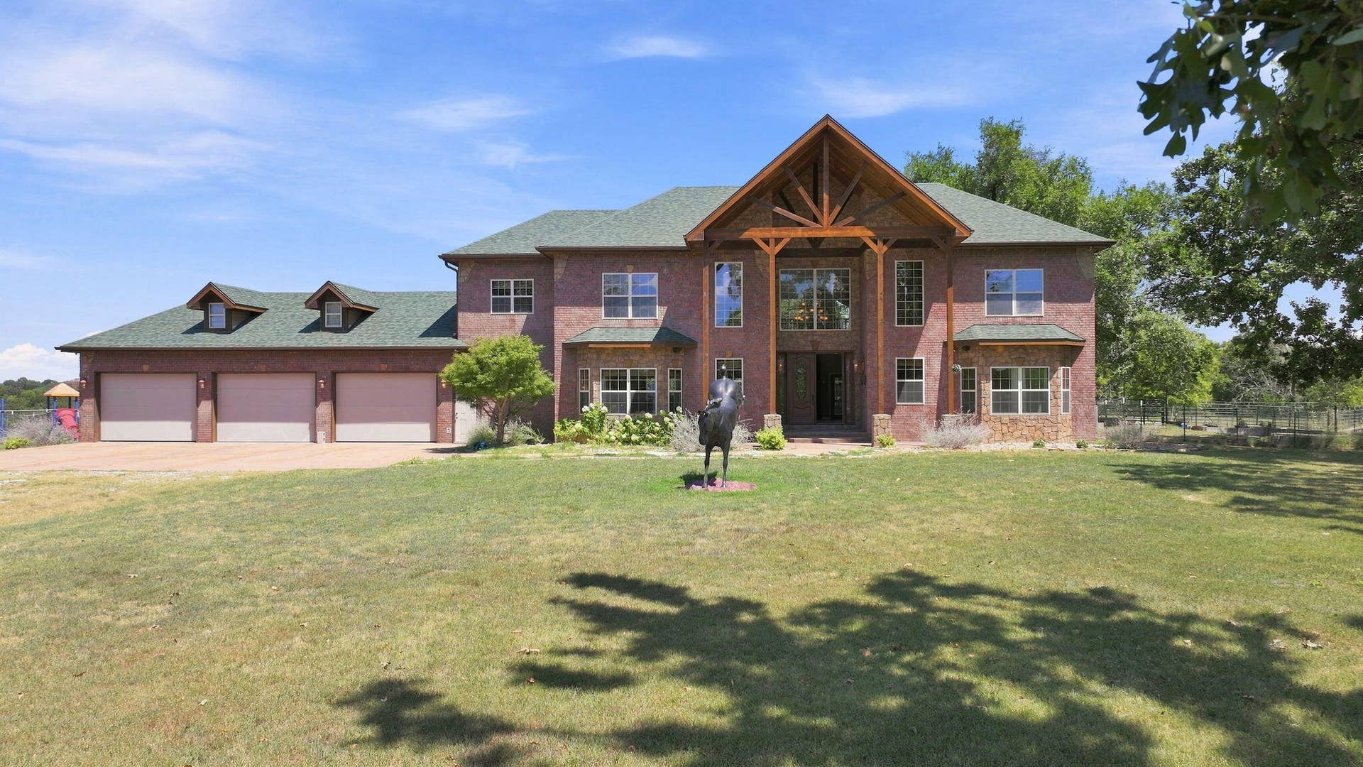 495 Shady Oak Lane, Reeds Spring, MO 65737 3-web-or-mls-hero