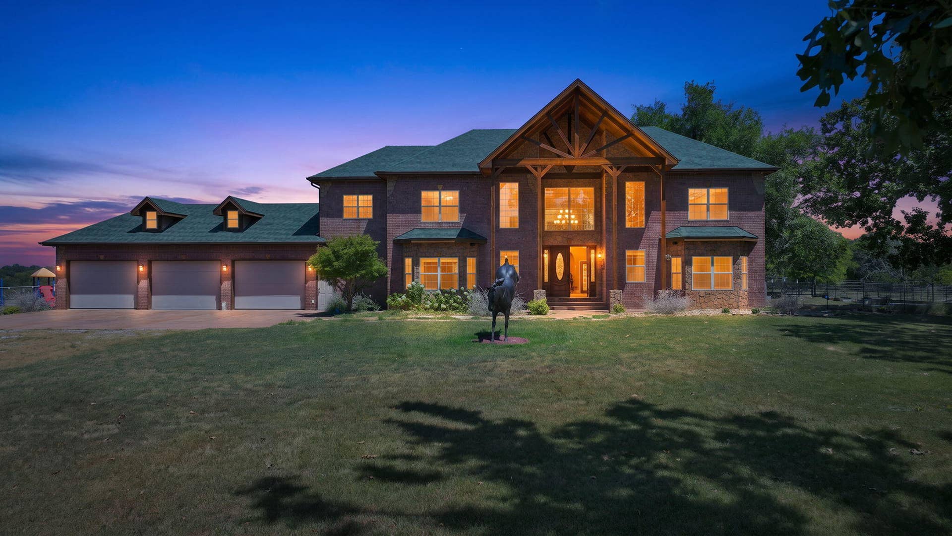 495 Shady Oak Lane, Reeds Spring, MO 65737 1-web-or-mls-hero - virtual twilight