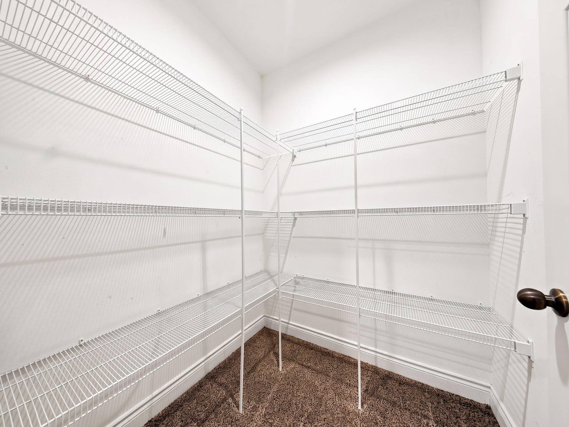 495 Shady Oak Lane, Reeds Spring, MO 65737 98-web-or-mls-closet 1