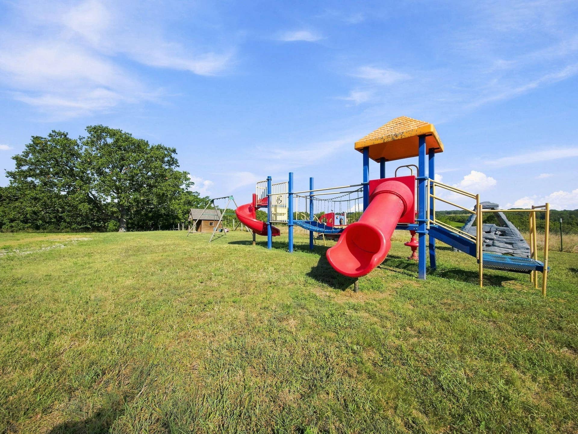 495 Shady Oak Lane, Reeds Spring, MO 65737 128-web-or-mls-play 1