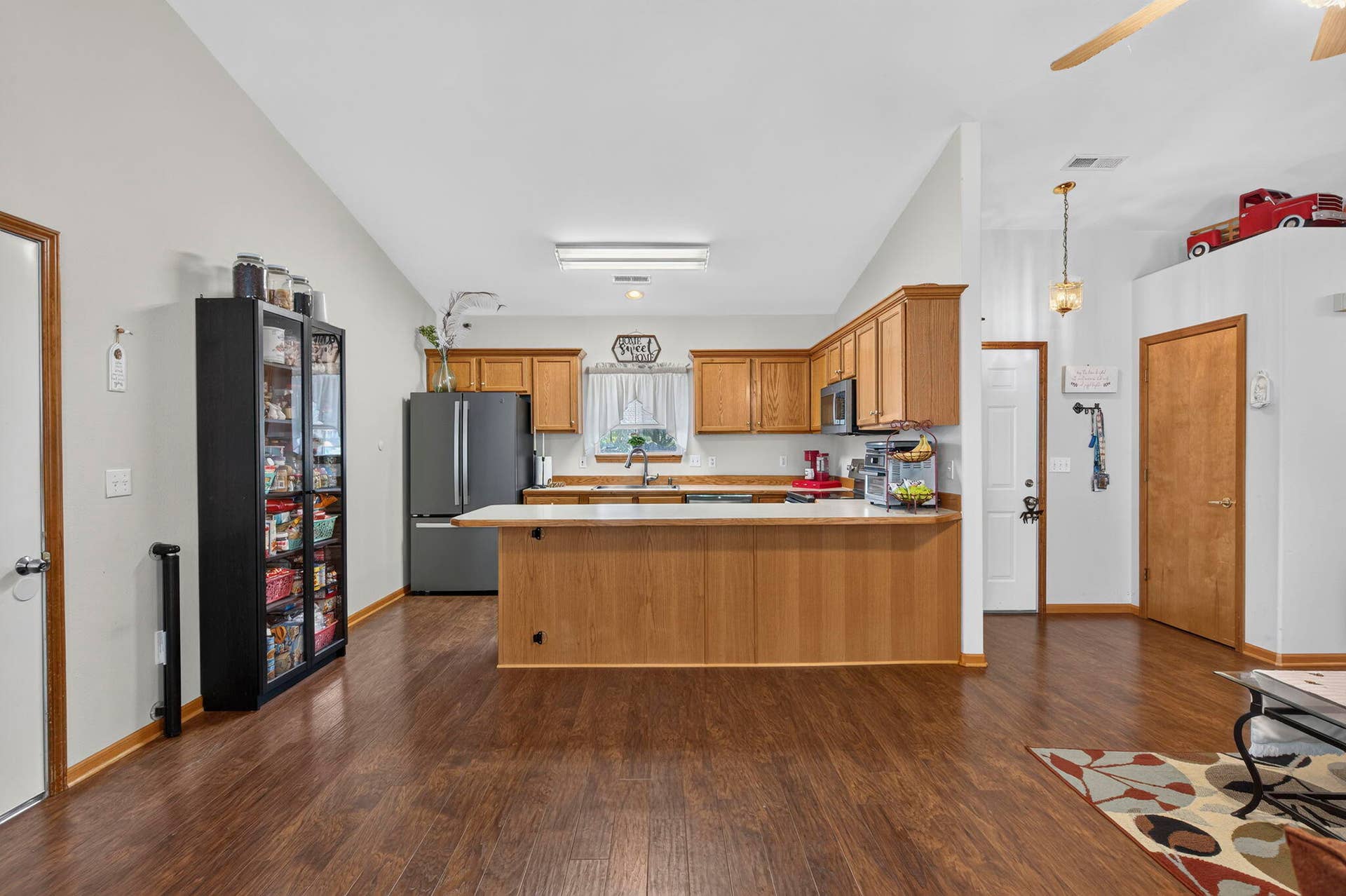 236 N Catamount Blvd