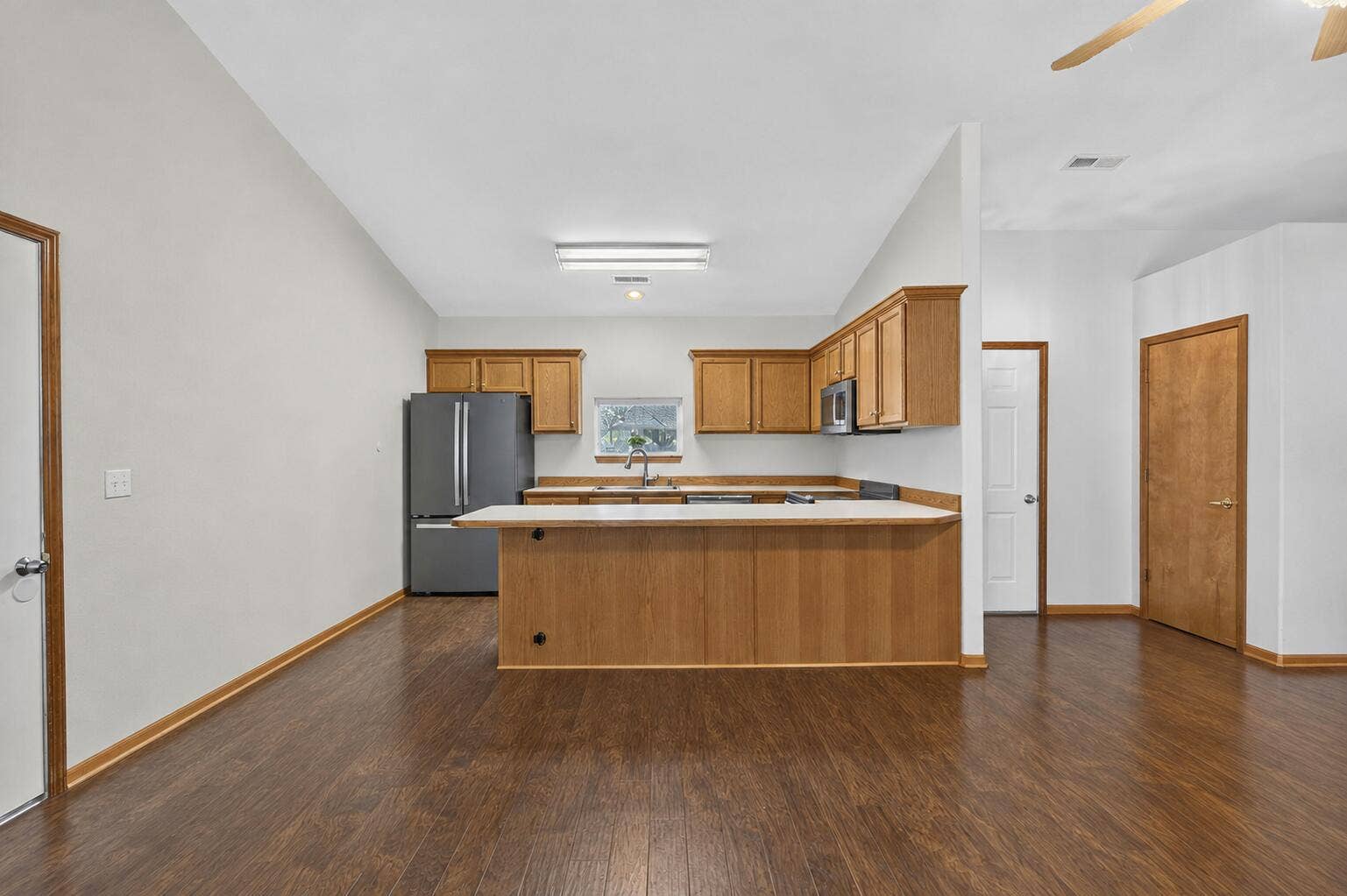 236 N Catamount Blvd