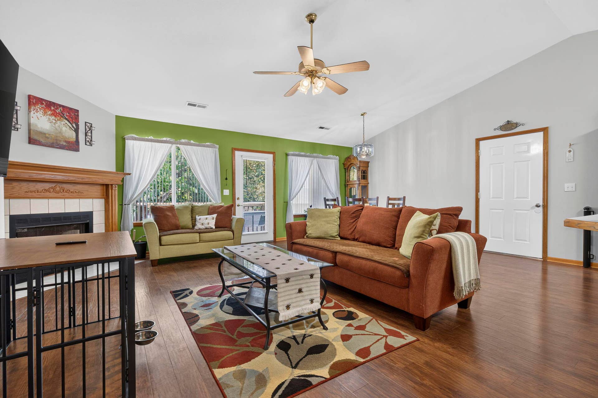236 N Catamount Blvd