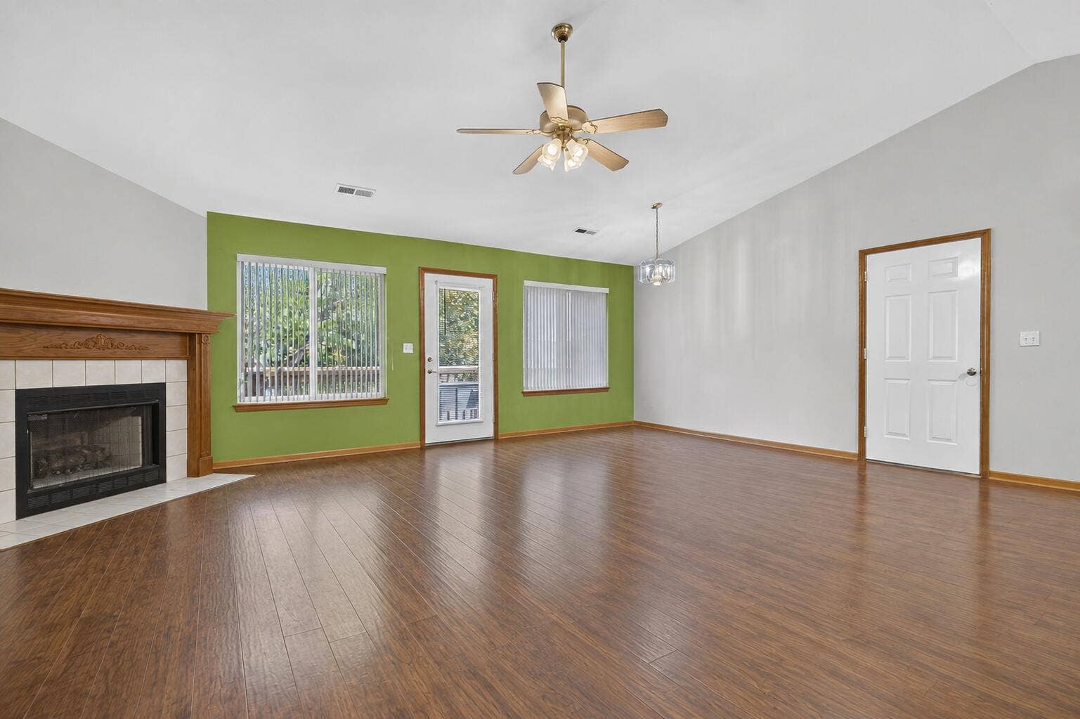 236 N Catamount Blvd