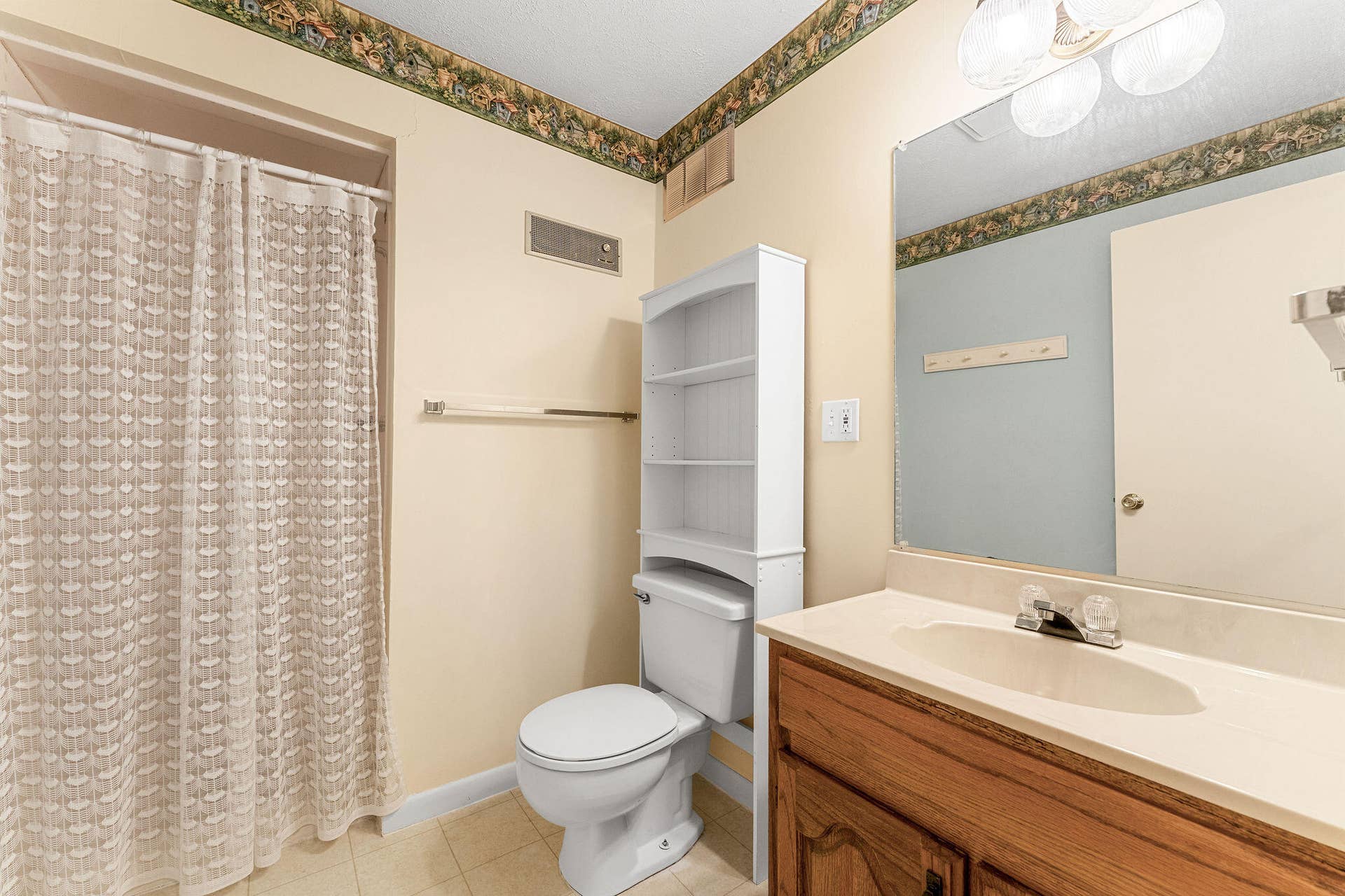 Basement bathroom with room 1