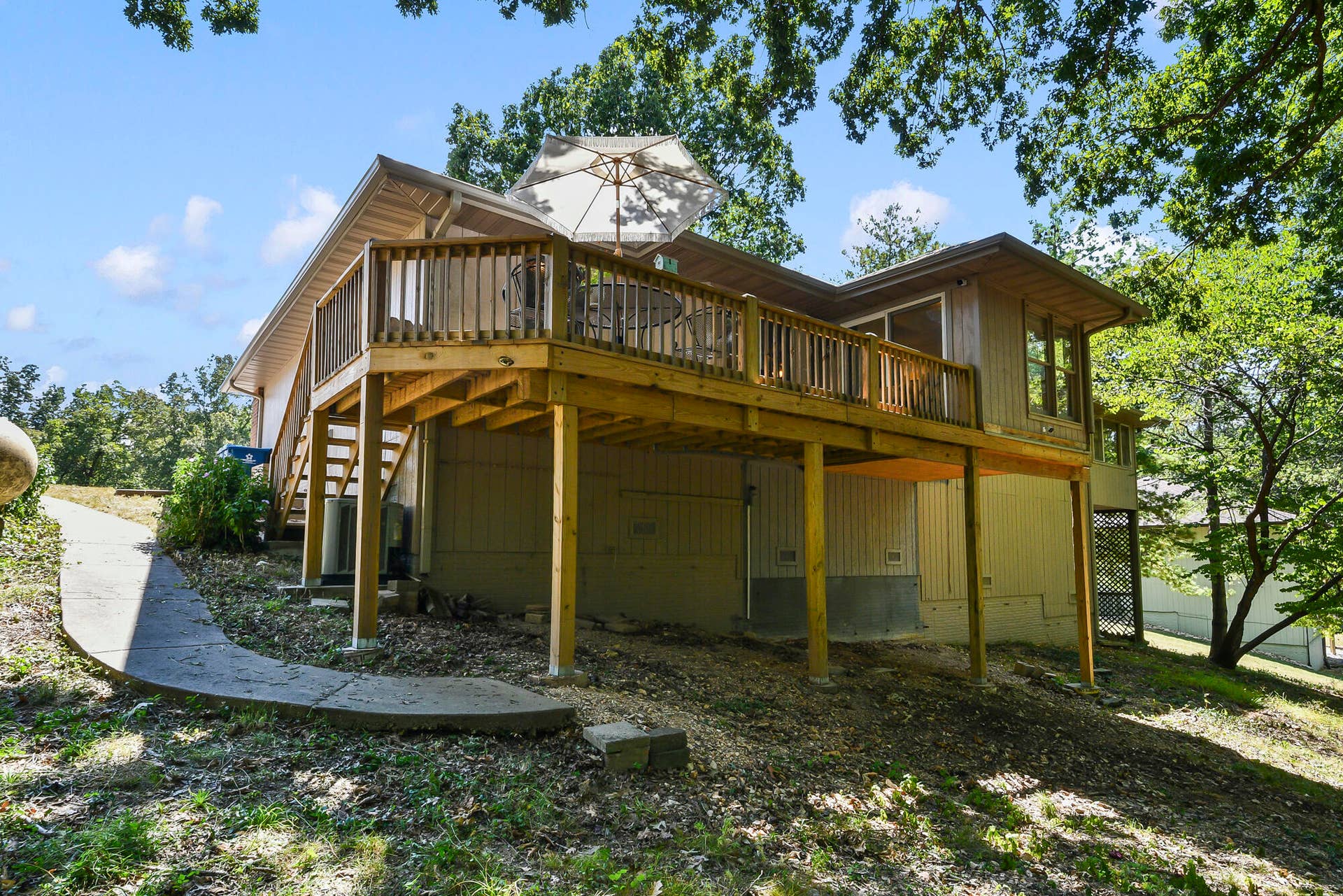 61 Northwoods Drive, Kimberling City, MO 65686 Rear Exterior